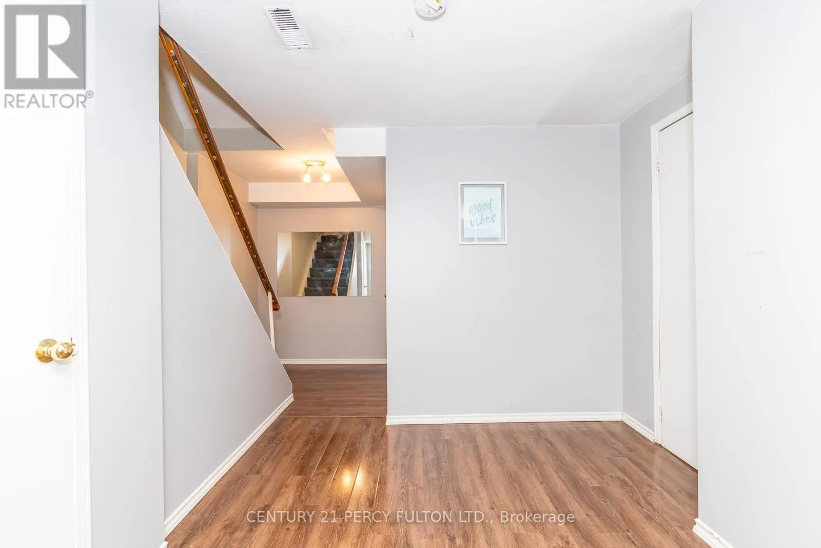 557 COBBLEHILL DRIVE