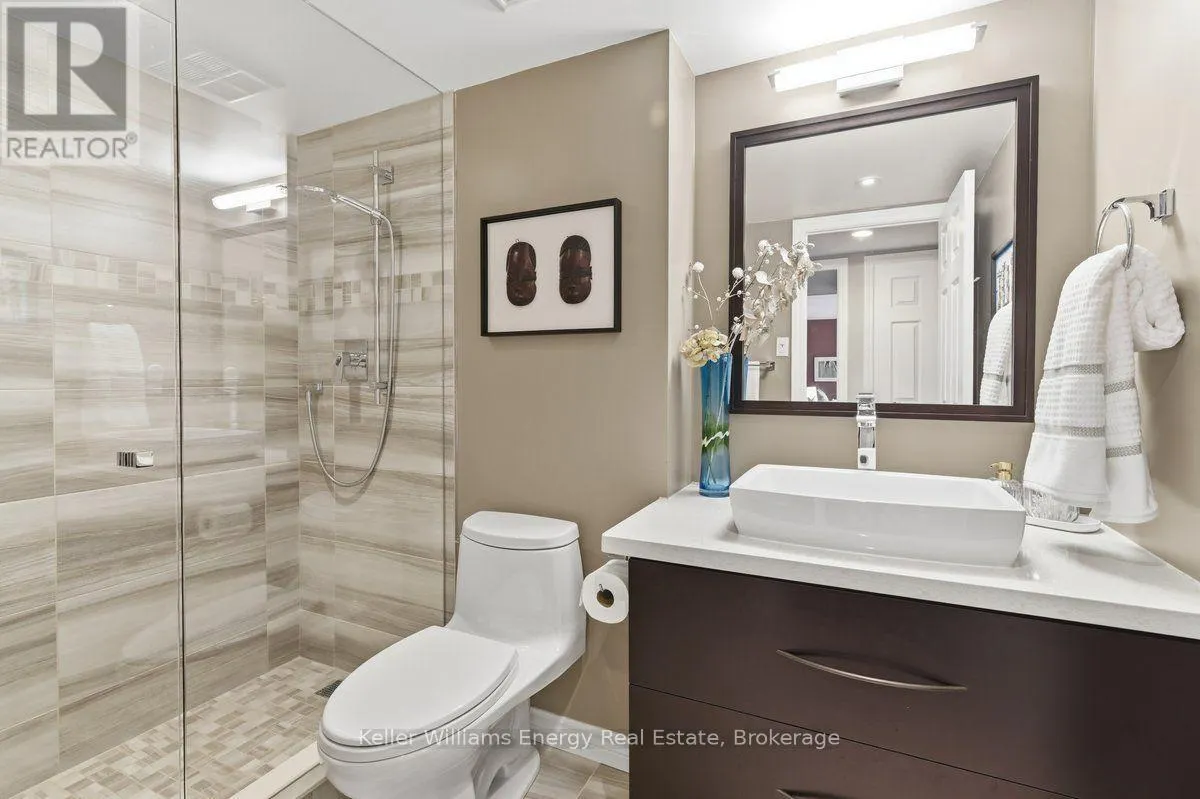 806 - 700 WILSON ROAD N #806