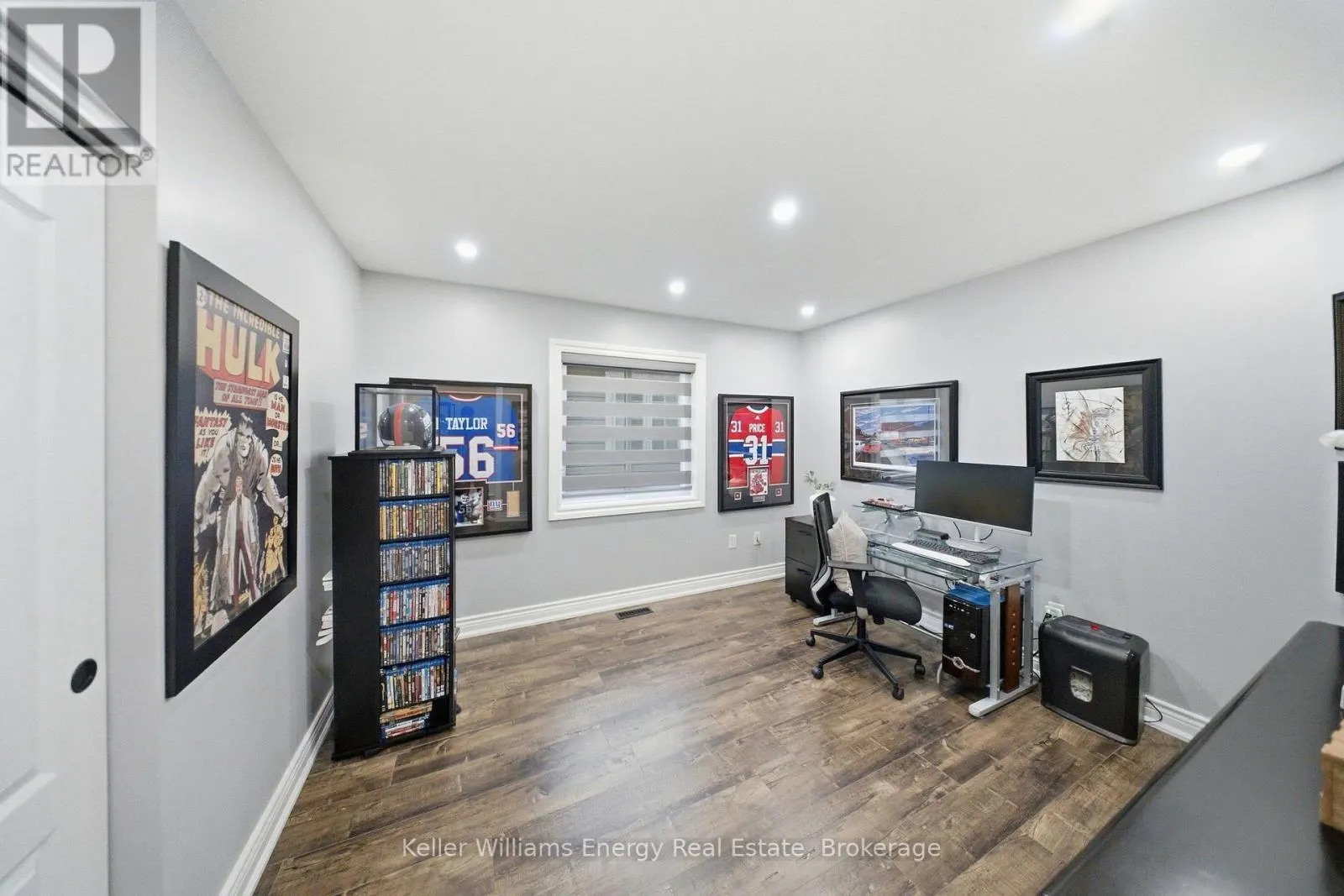 8 HOLLIMAN LANE