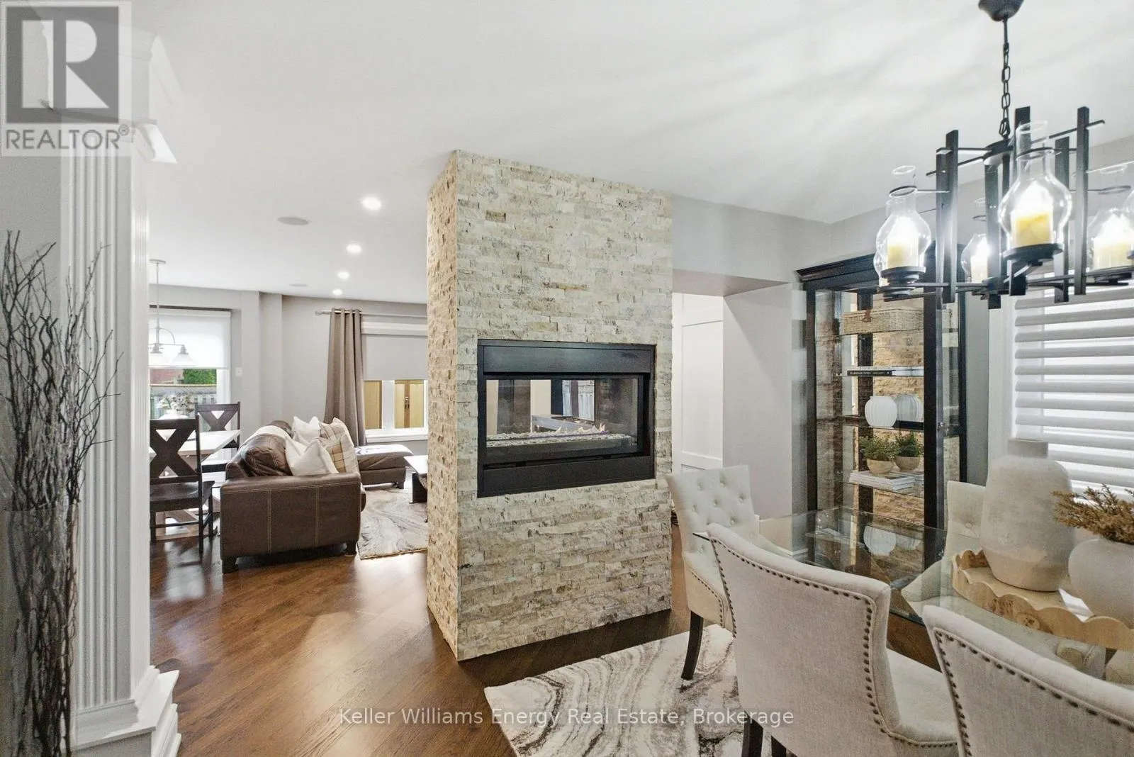 8 HOLLIMAN LANE