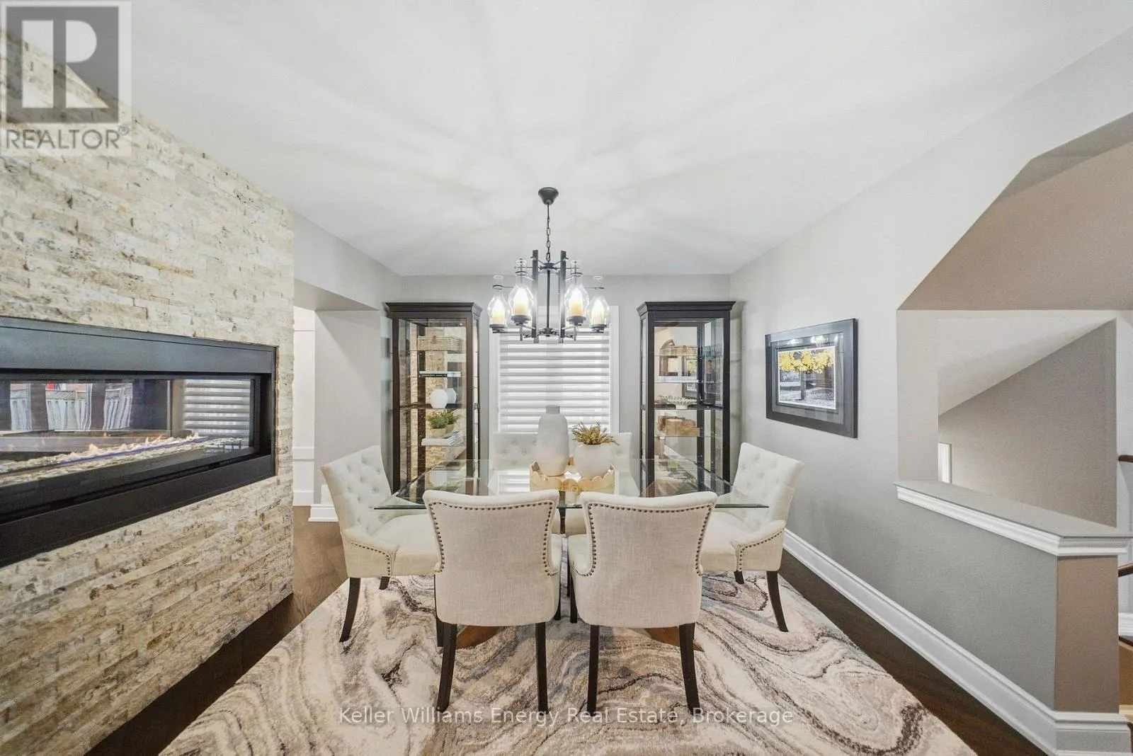 8 HOLLIMAN LANE