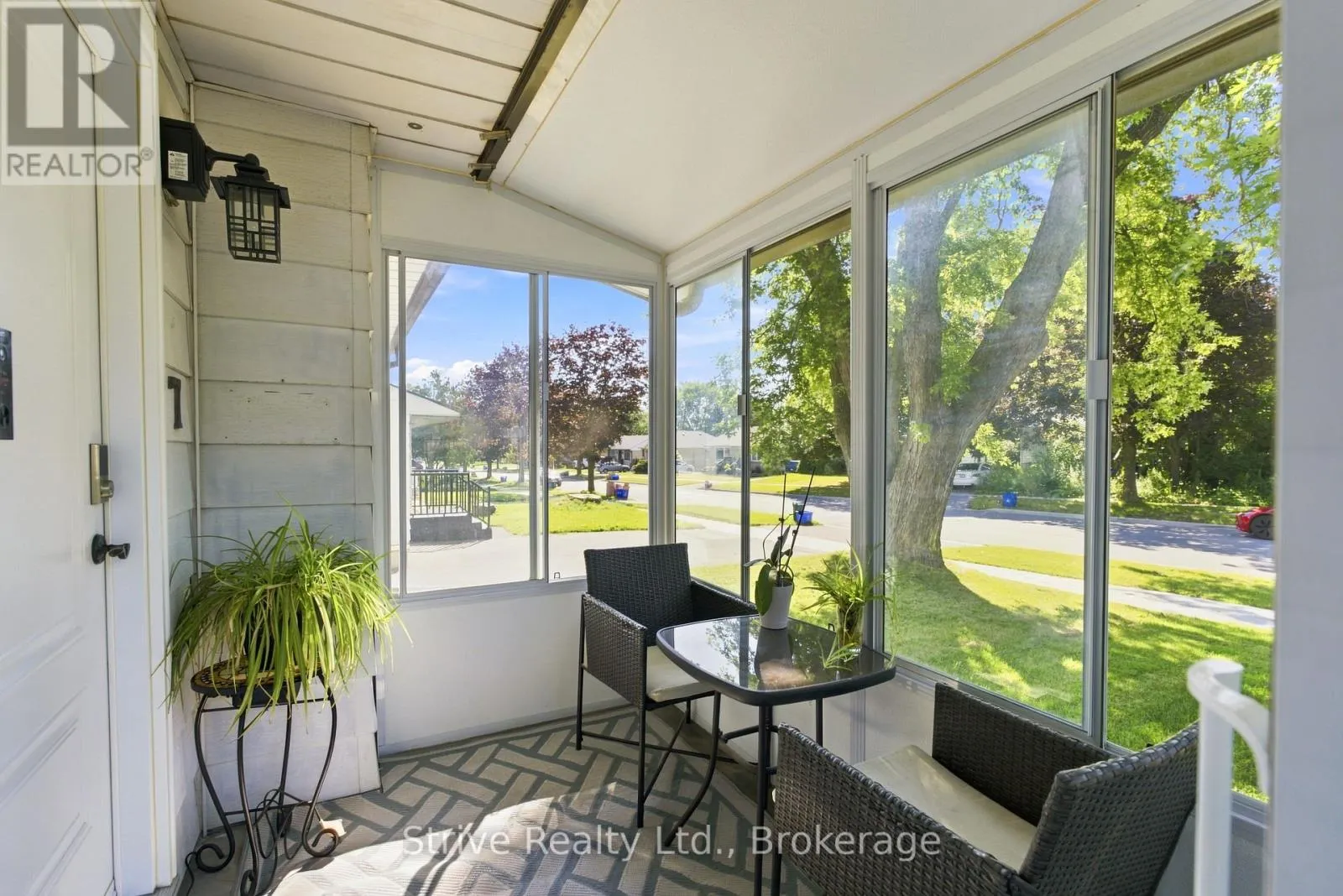 7 ADMIRAL ROAD