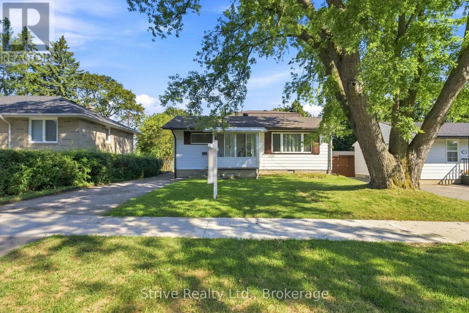 7 ADMIRAL ROAD