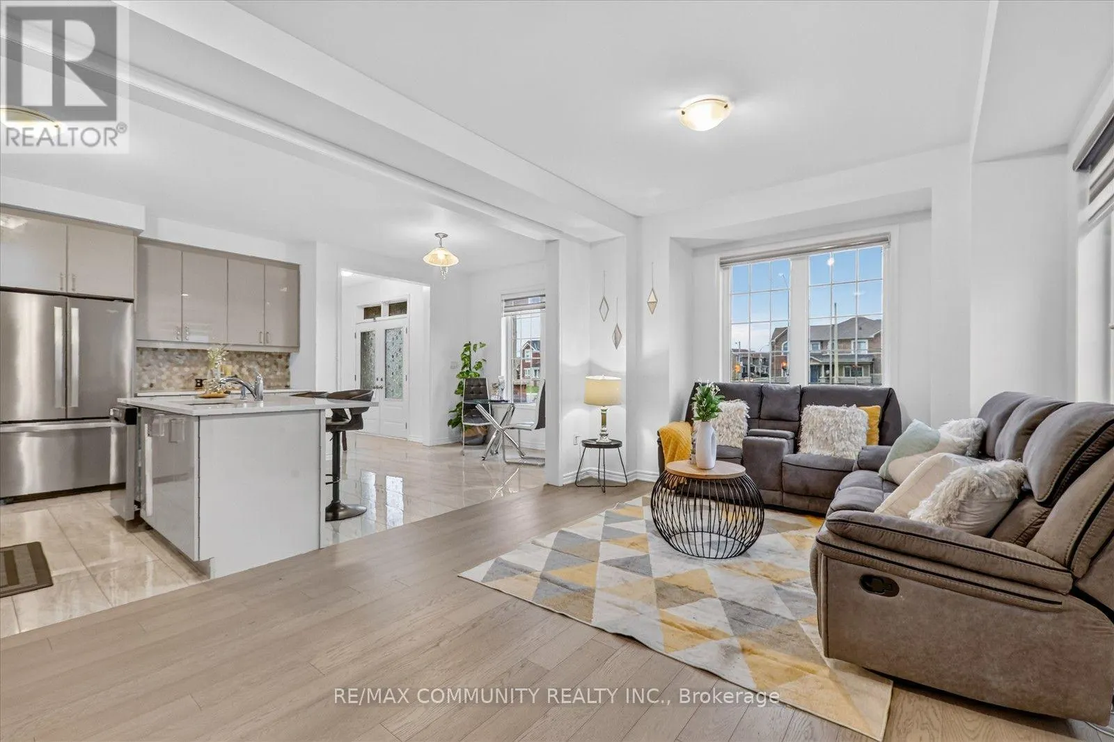3001 HOLLYBERRY TRAIL