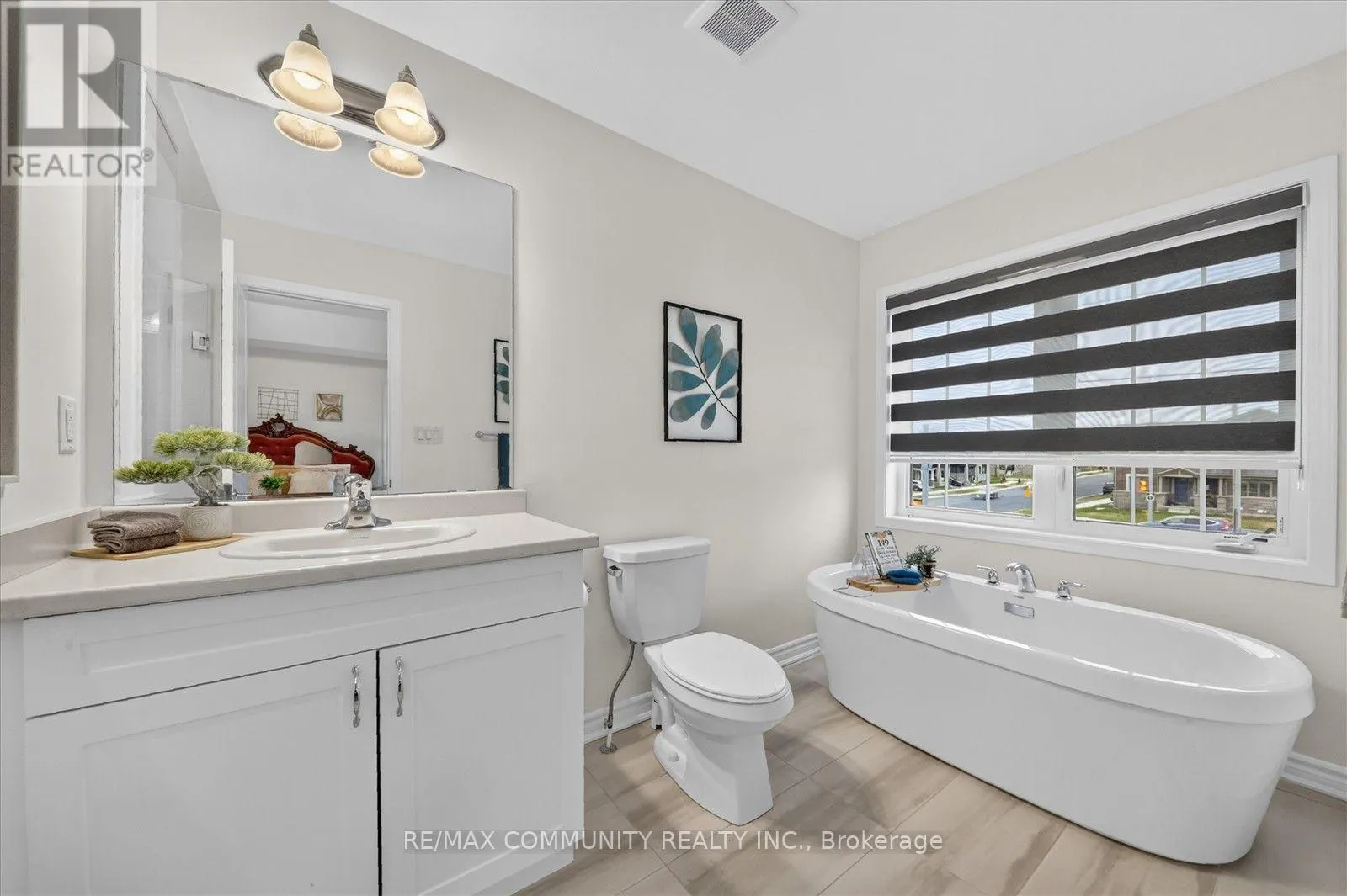 3001 HOLLYBERRY TRAIL