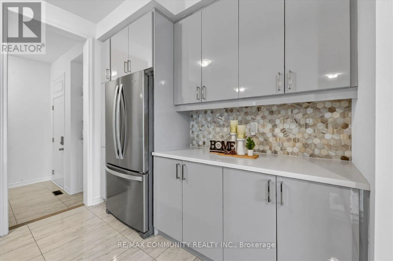 3001 HOLLYBERRY TRAIL