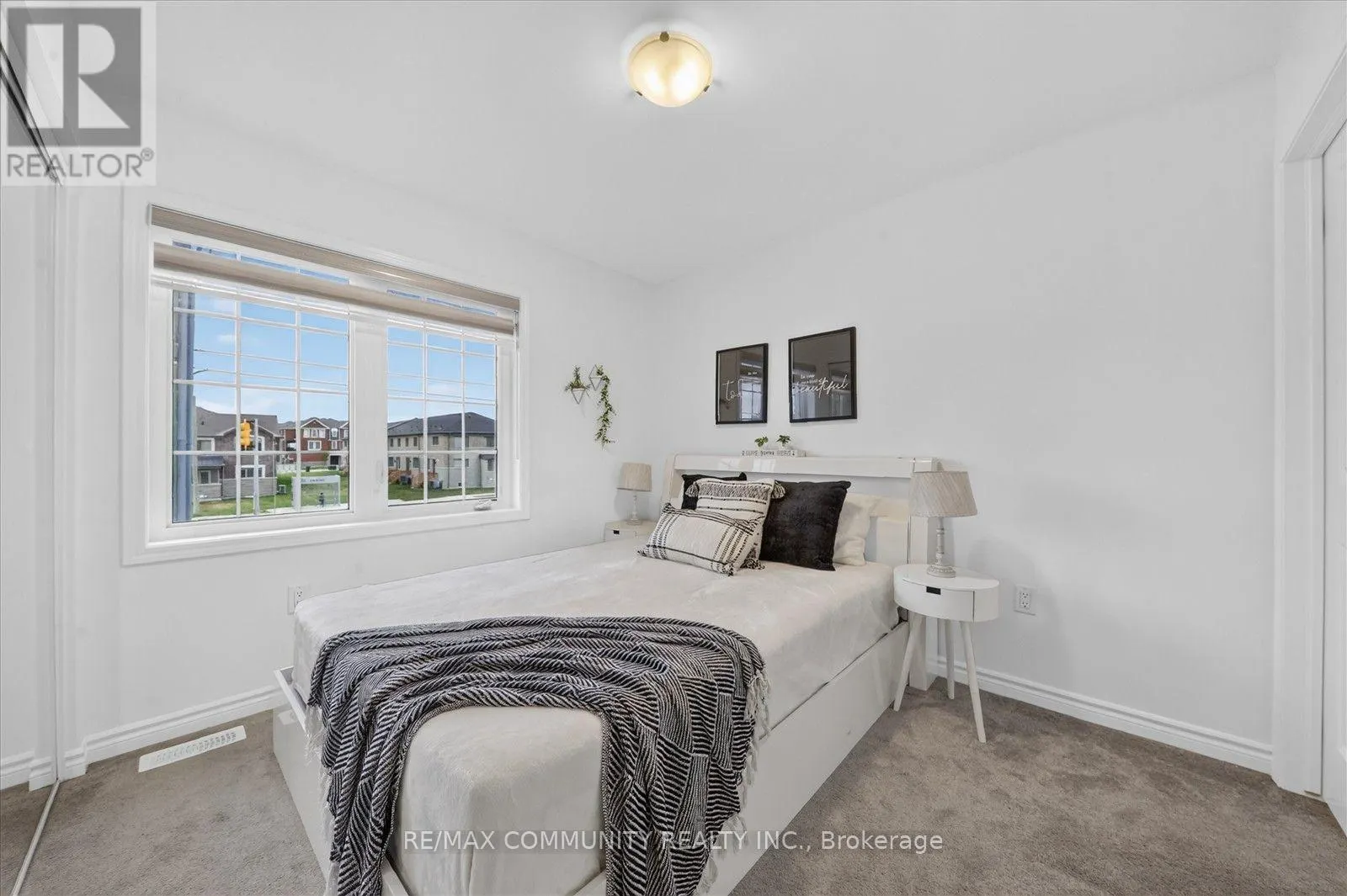 3001 HOLLYBERRY TRAIL