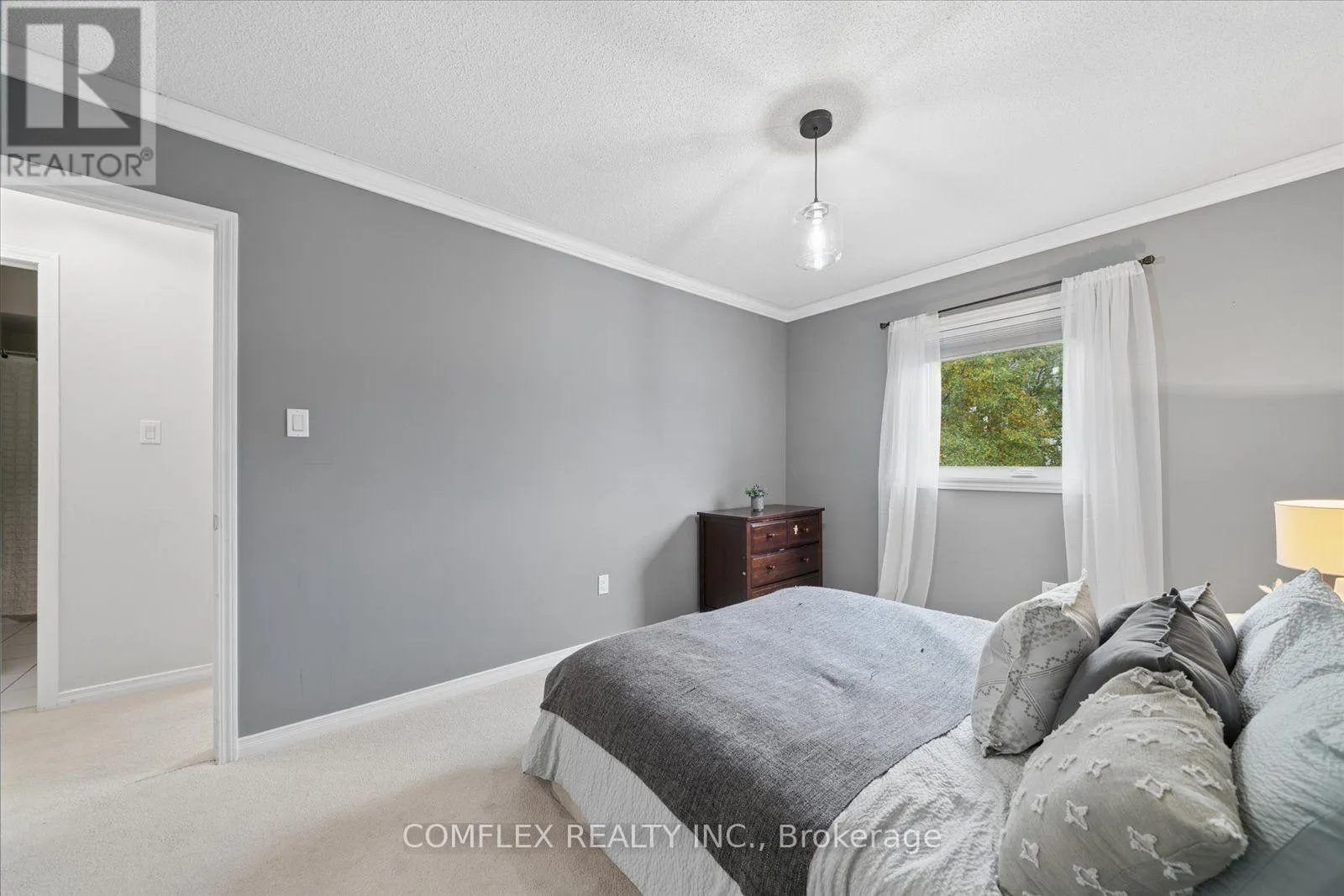 59 HODNETT CRESCENT