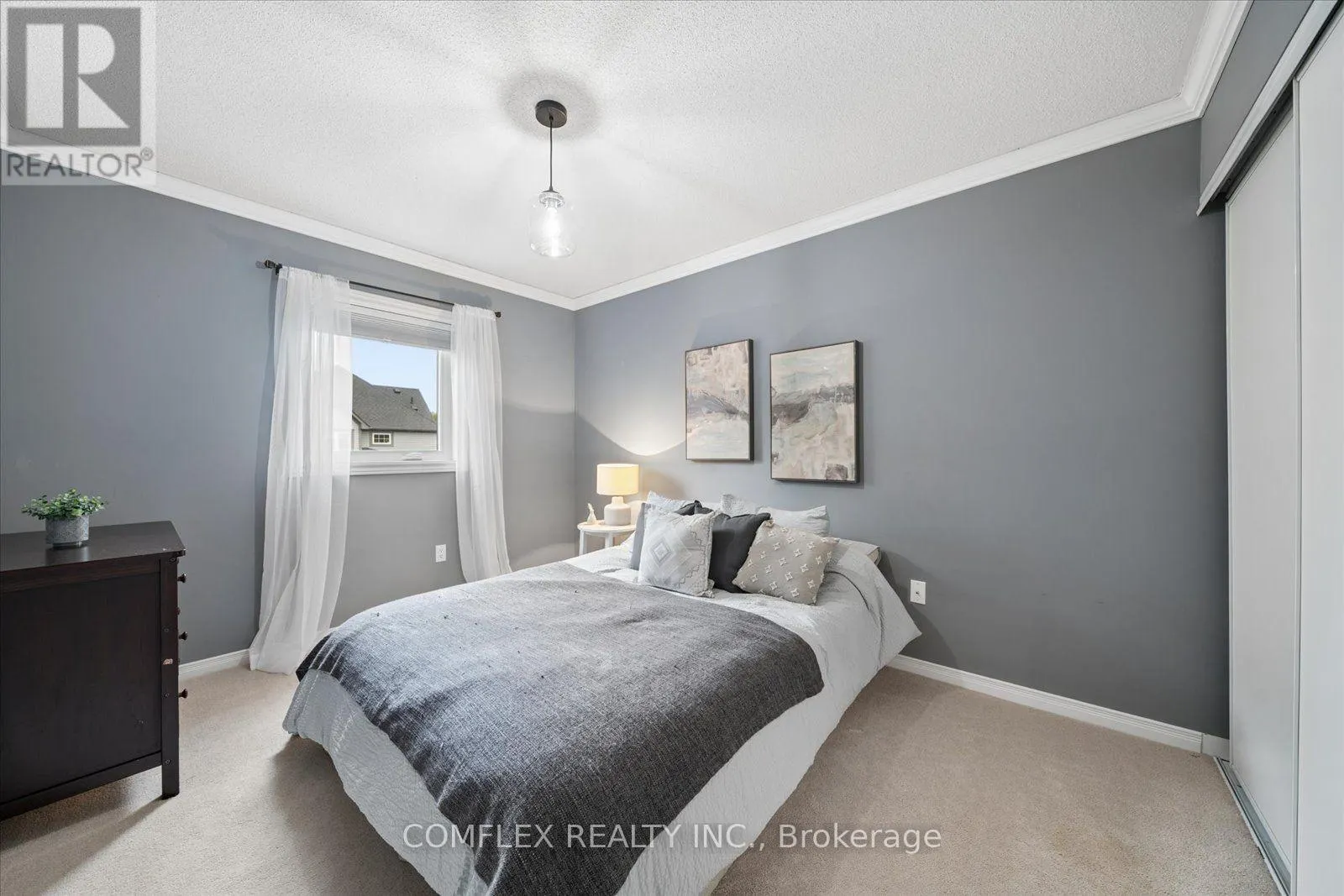 59 HODNETT CRESCENT