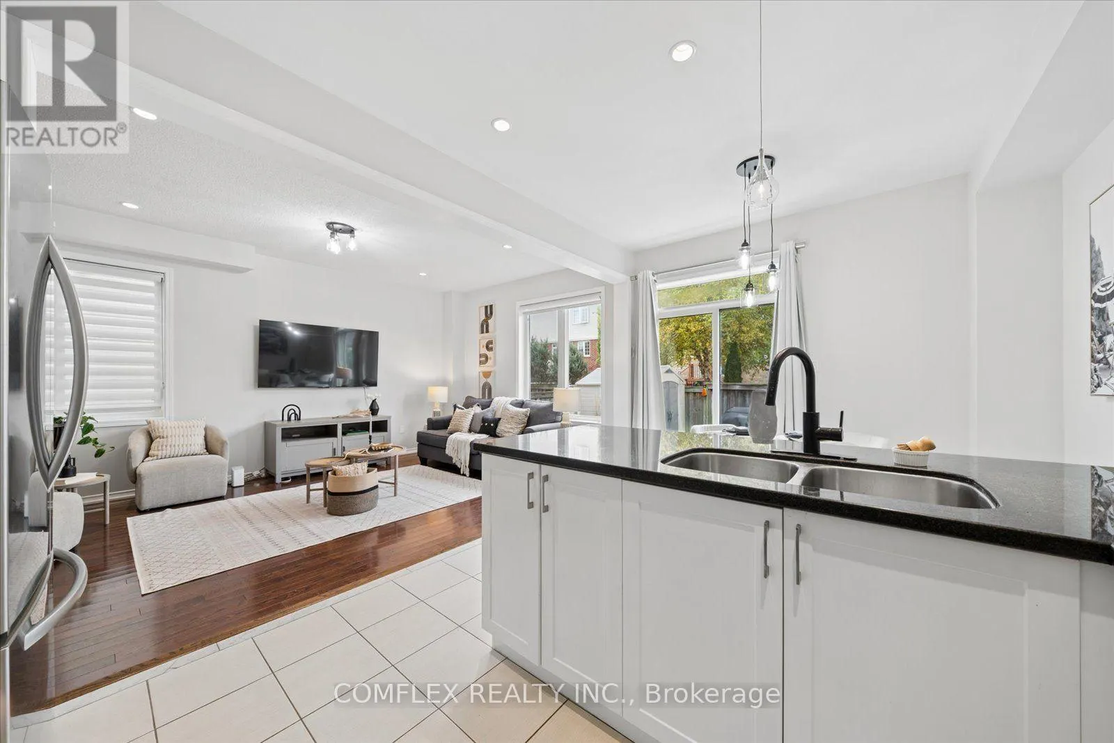 59 HODNETT CRESCENT