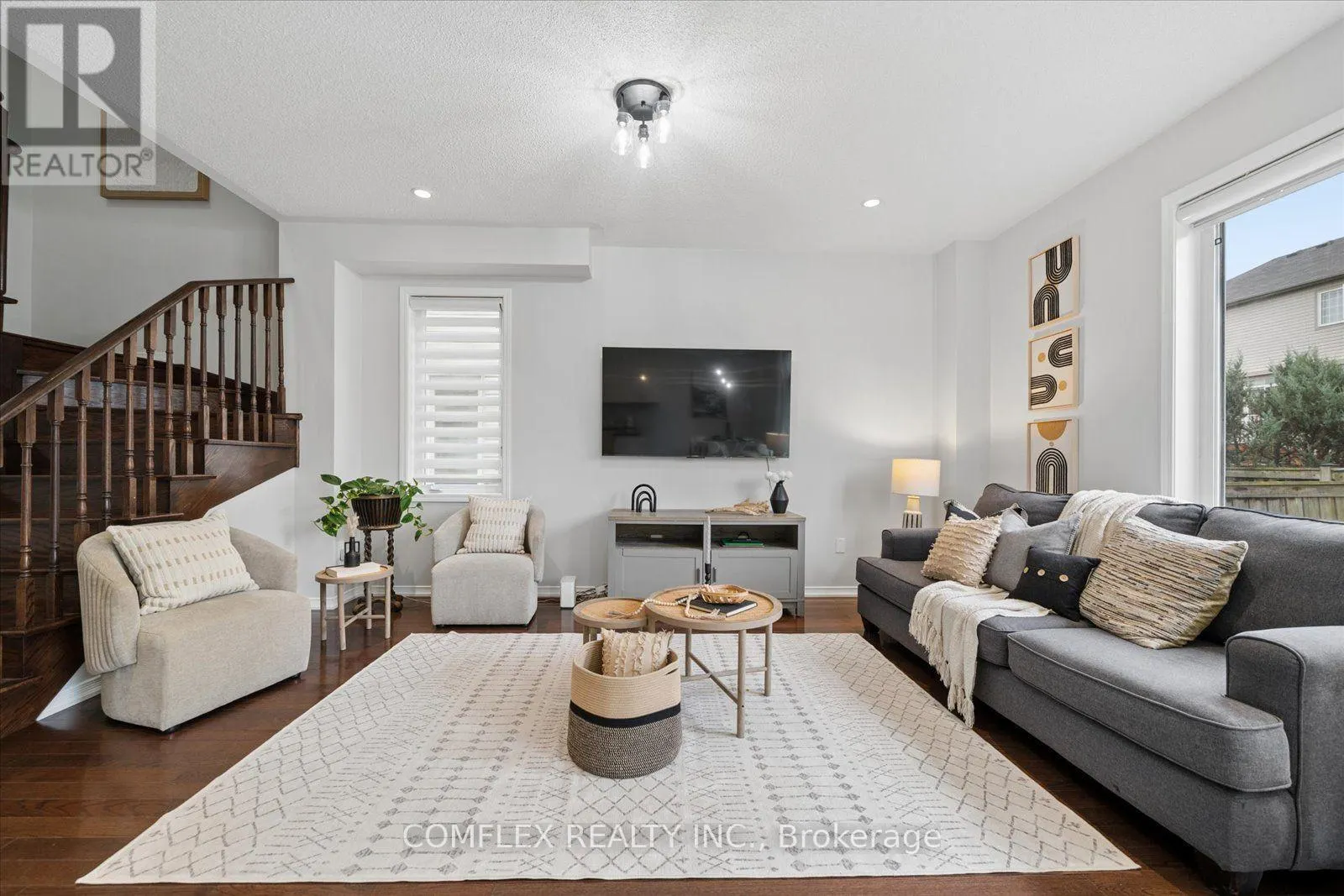 59 HODNETT CRESCENT