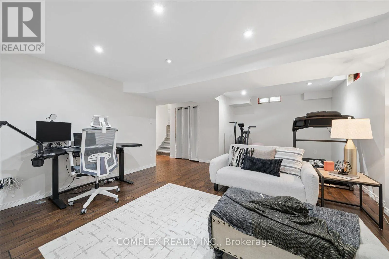 59 HODNETT CRESCENT