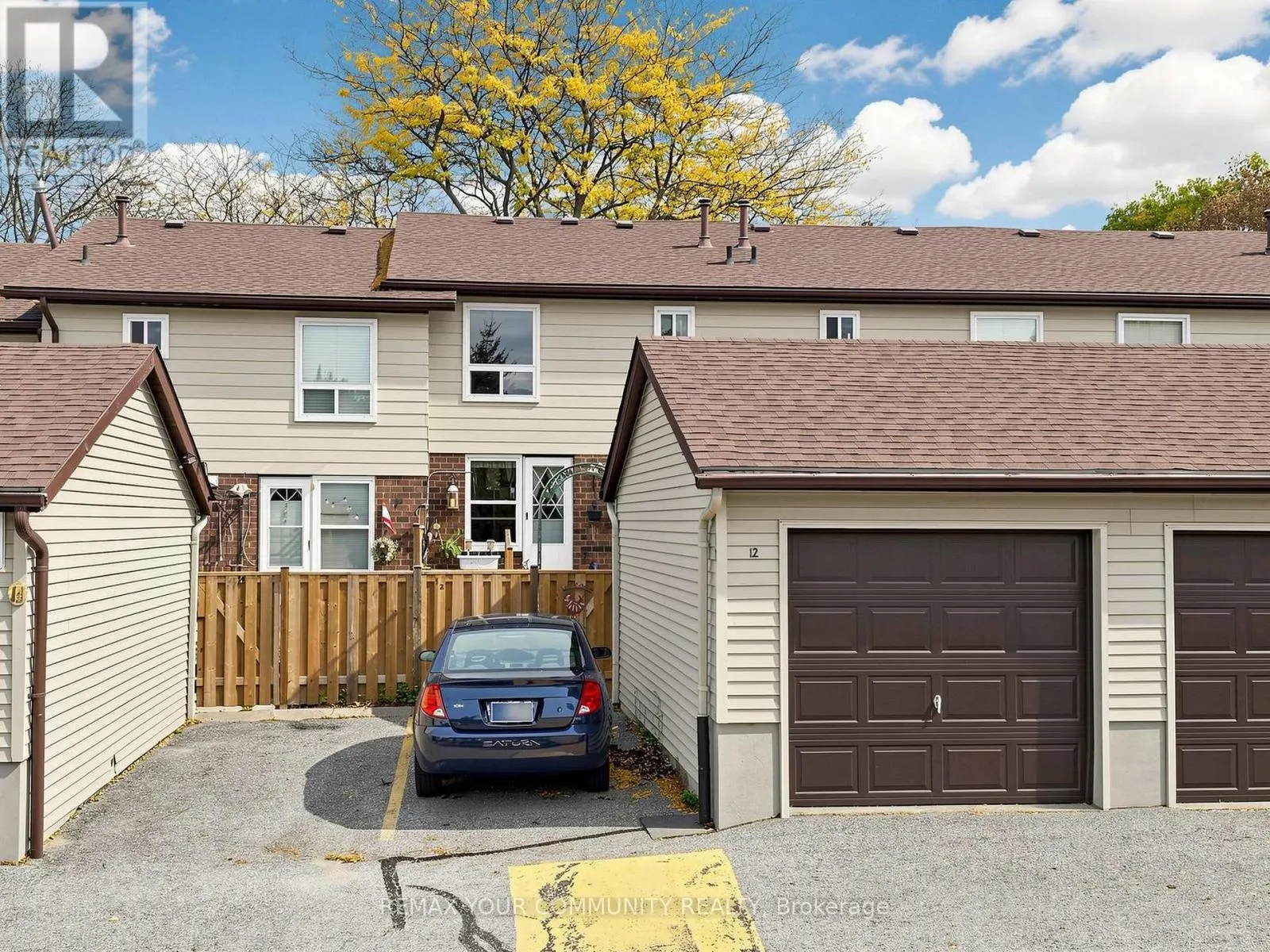 12 JACQUES LANE