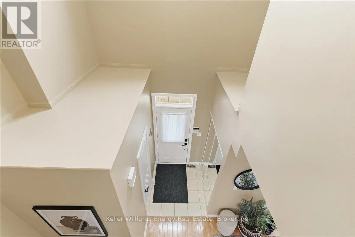 27 DENT STREET