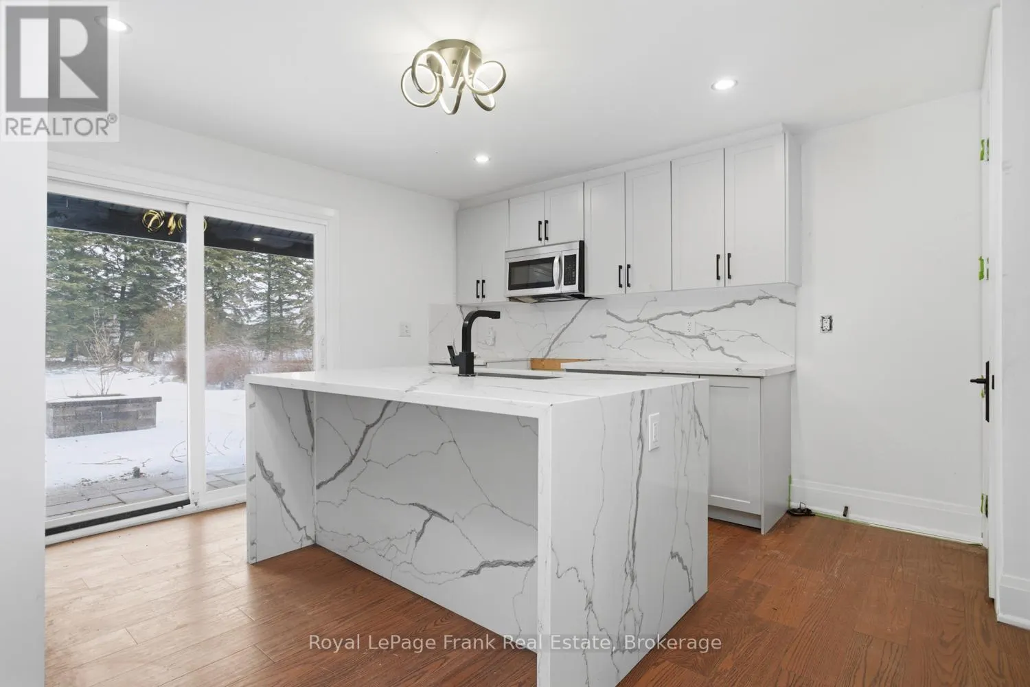 3531 SIMCOE STREET N