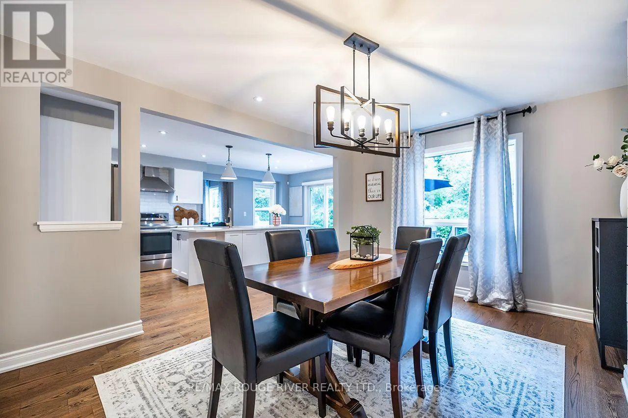 37 WYNDFIELD CRESCENT