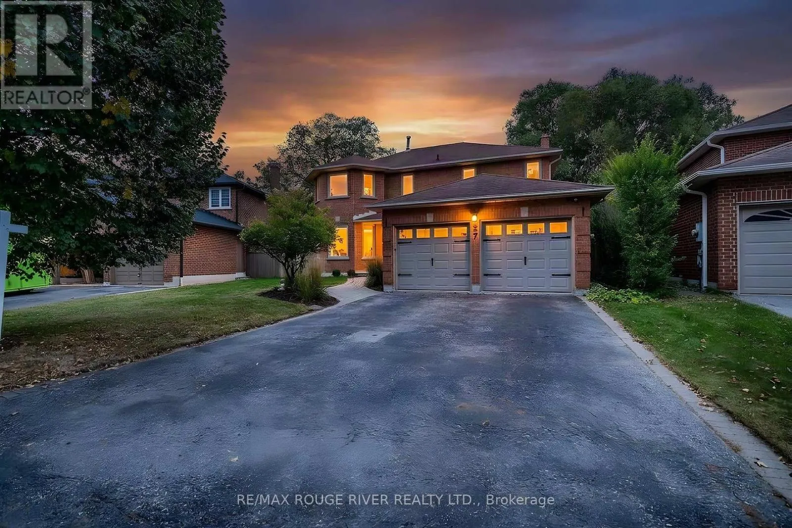 37 WYNDFIELD CRESCENT