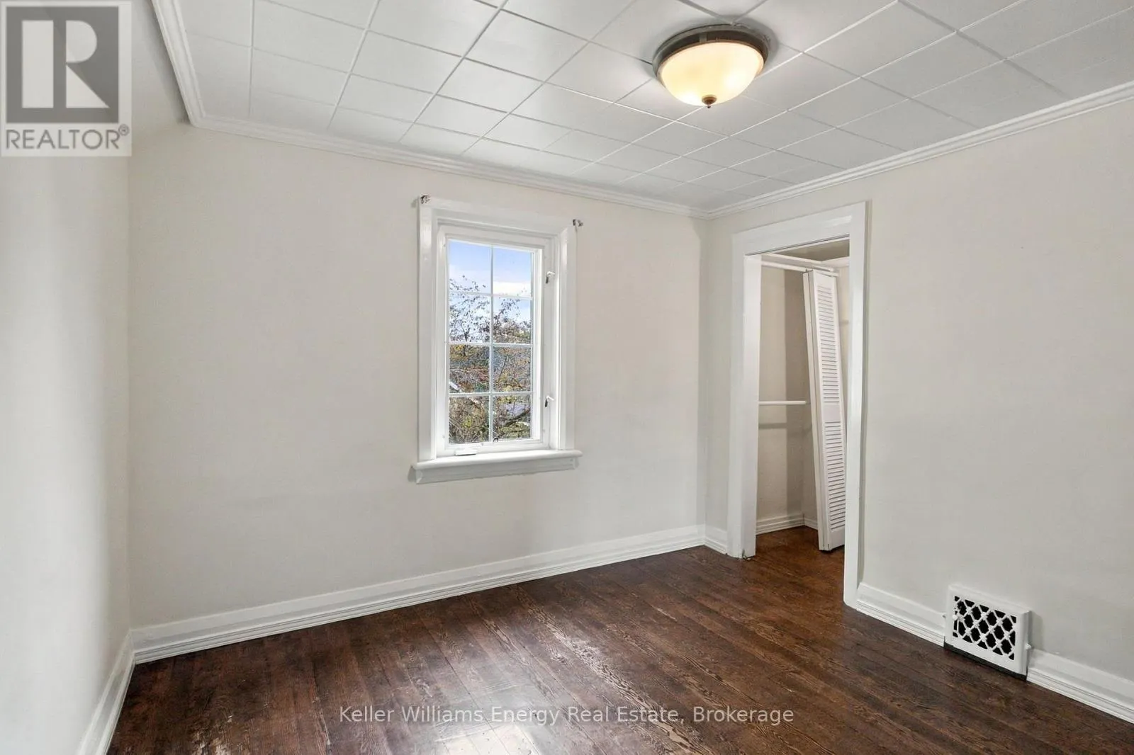 477 CUBERT STREET