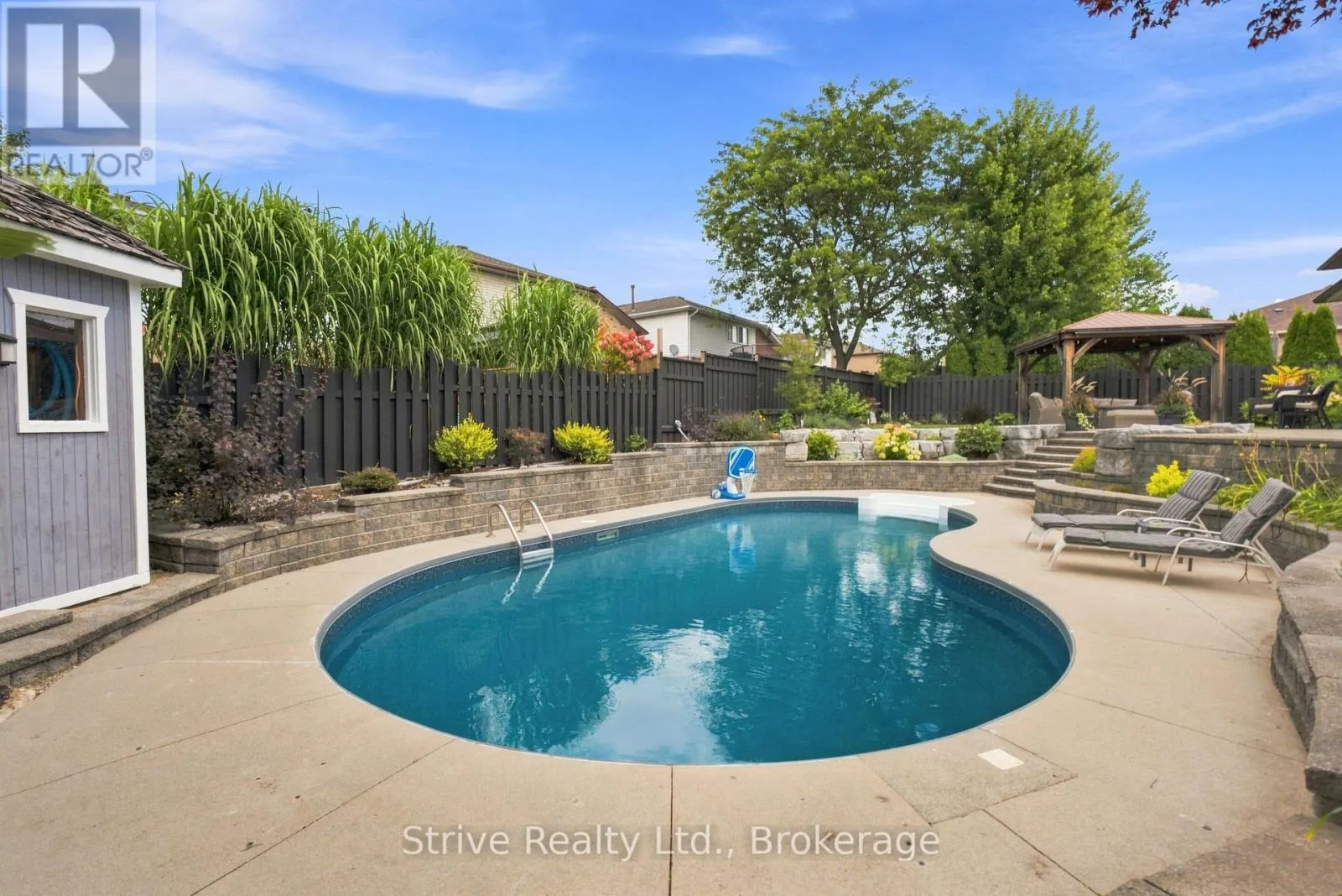 40 MCLELLAN DRIVE