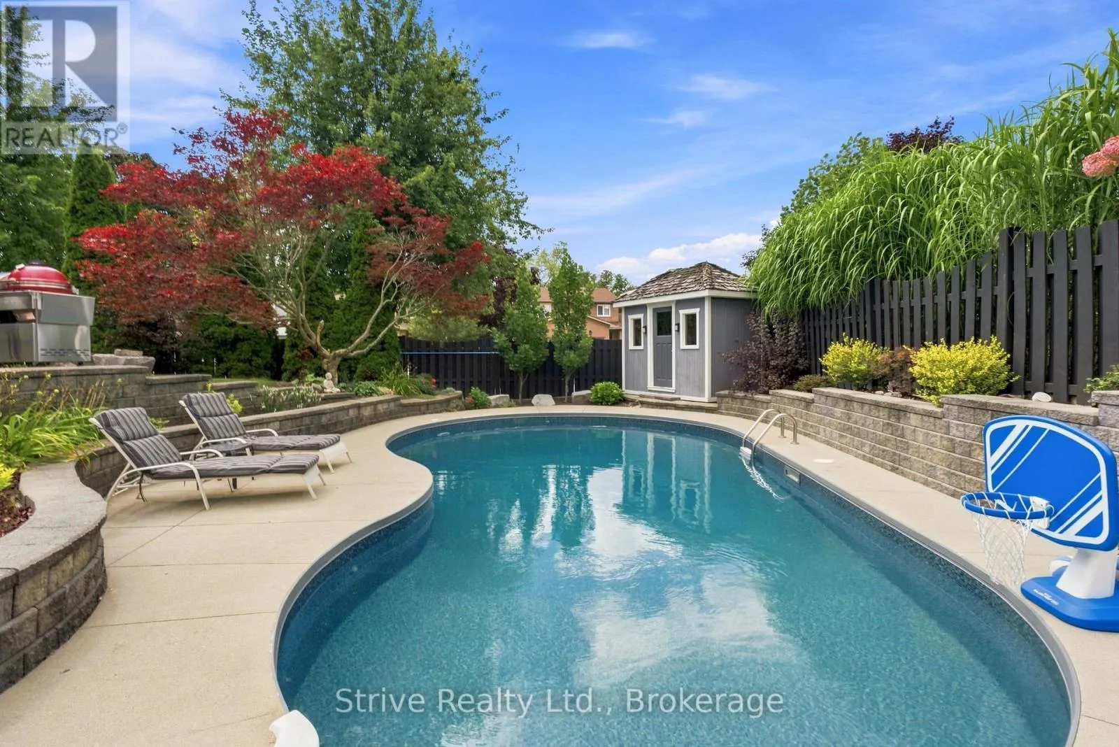 40 MCLELLAN DRIVE