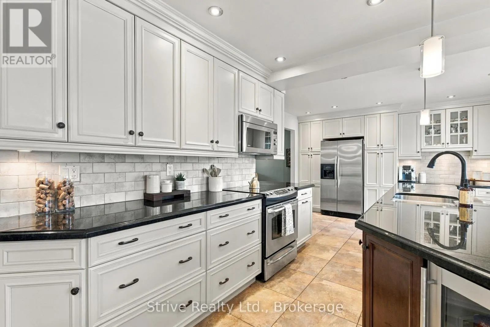 40 MCLELLAN DRIVE