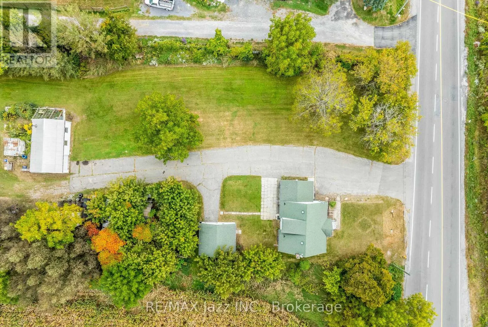 1585 TOWNLINE ROAD N