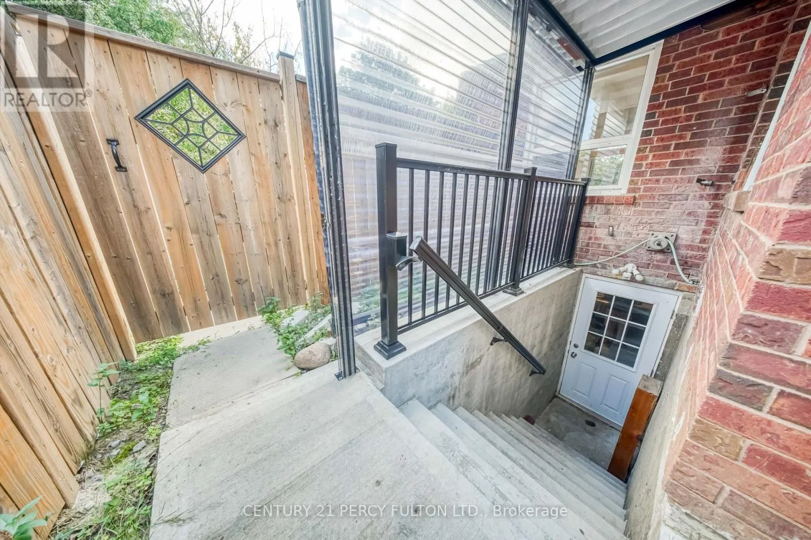 46 HEARNE CRESCENT