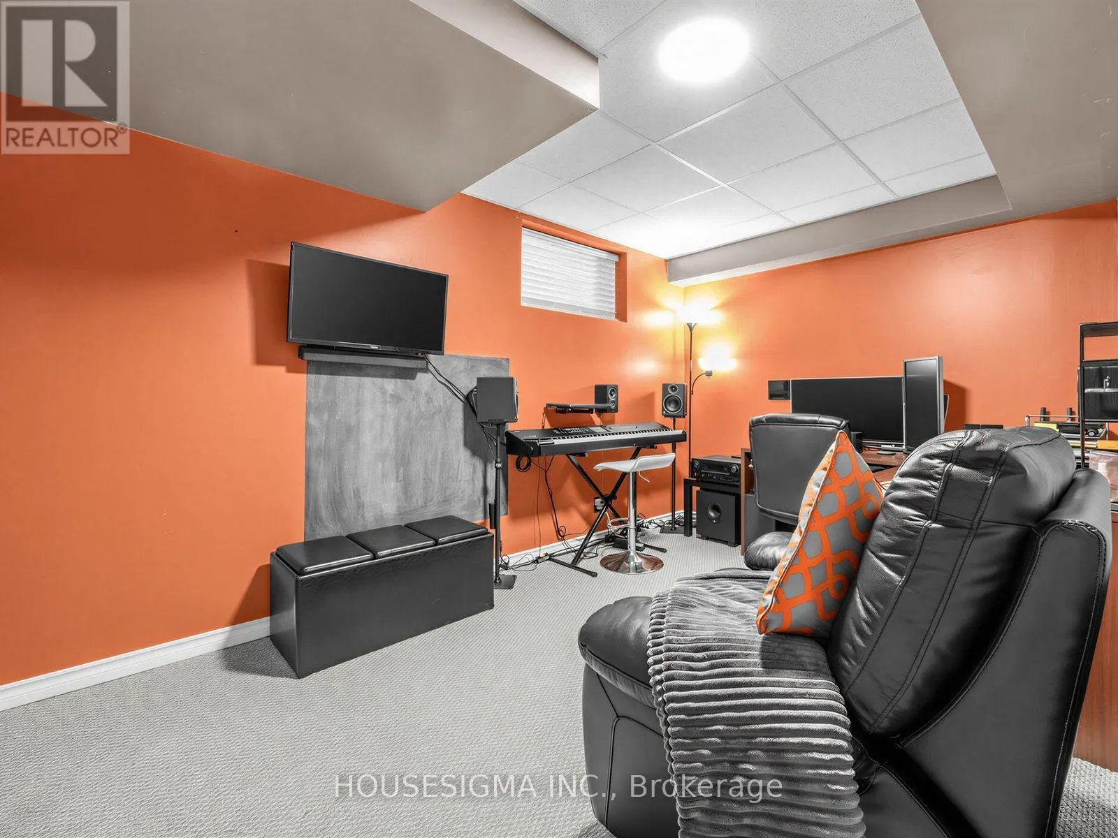 554 ALDERSHOT DRIVE