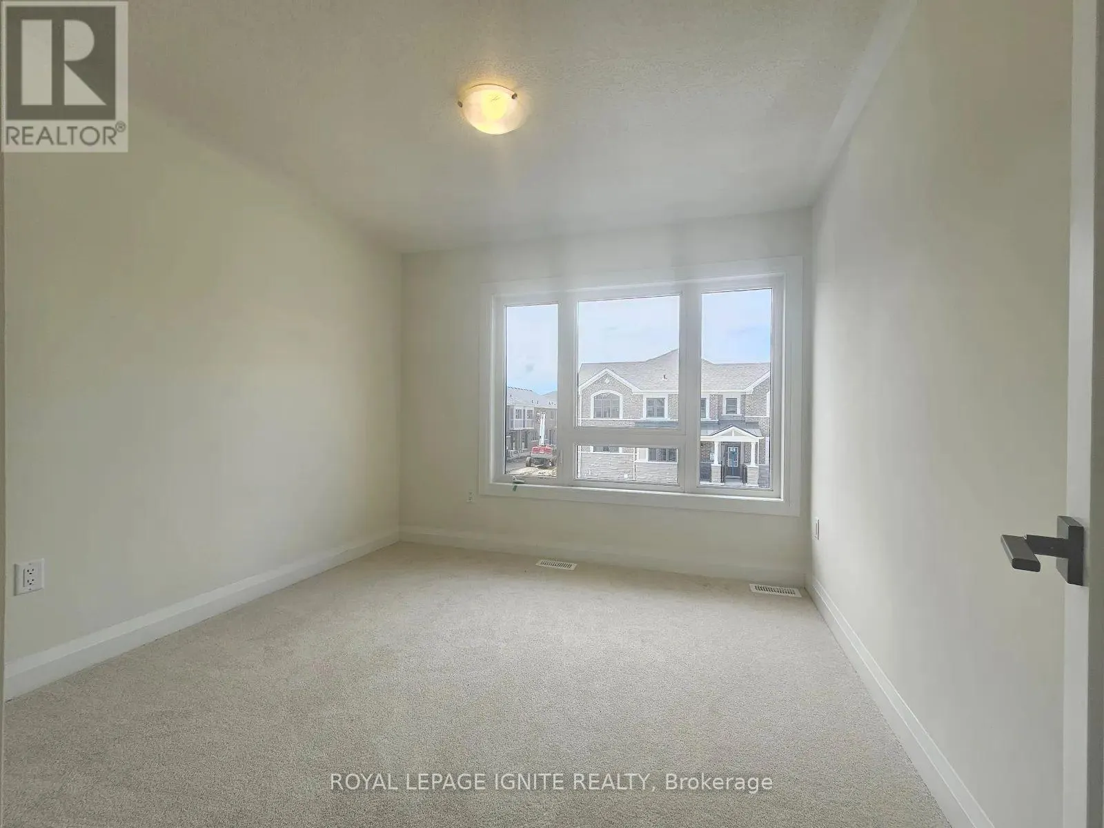 3250 CHIMNEY SWIFT CRESCENT
