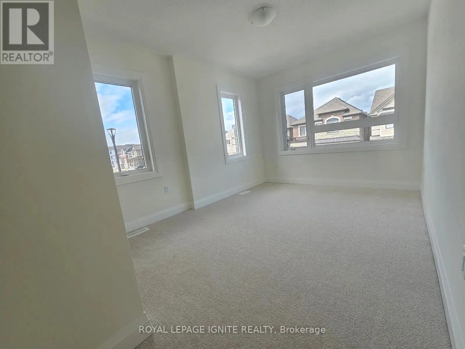 3250 CHIMNEY SWIFT CRESCENT