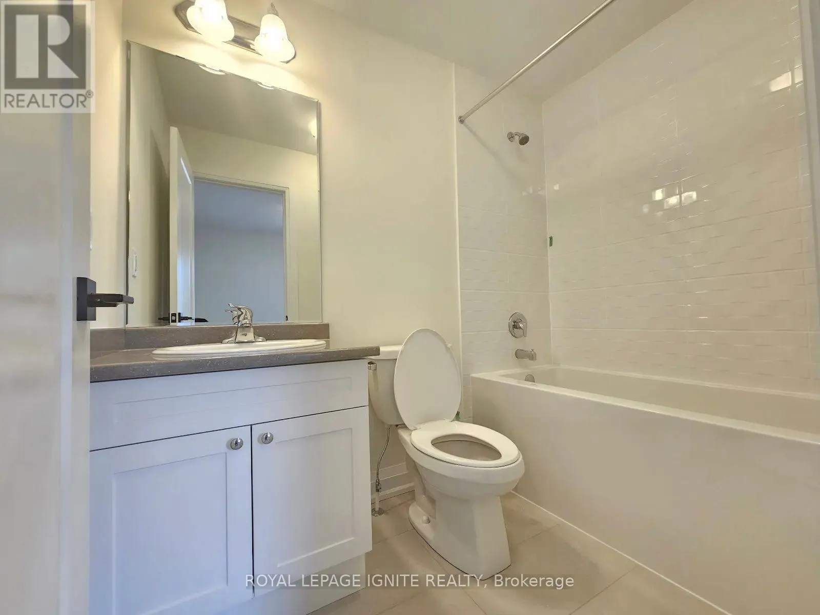 3250 CHIMNEY SWIFT CRESCENT