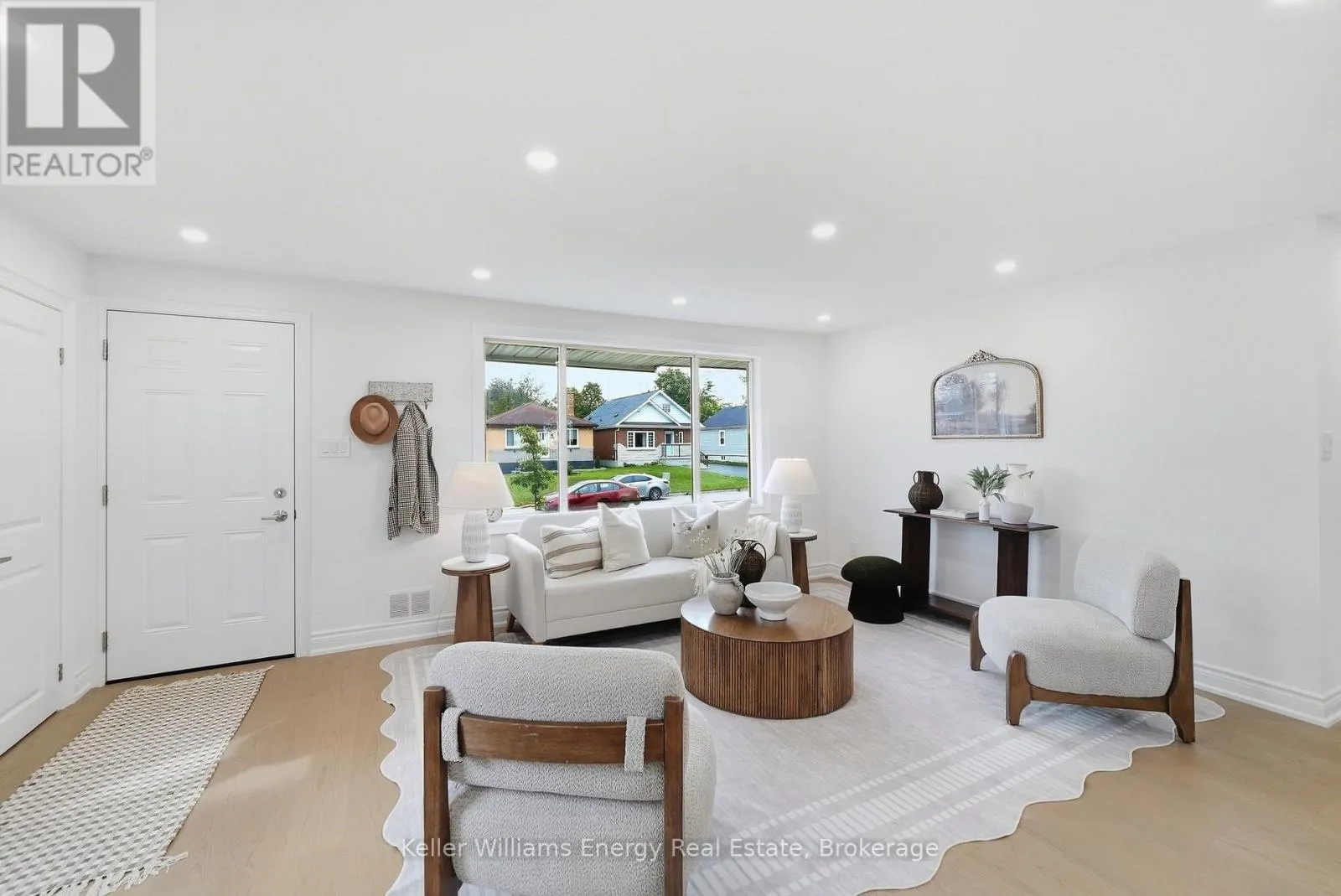 54 EASTLAWN STREET