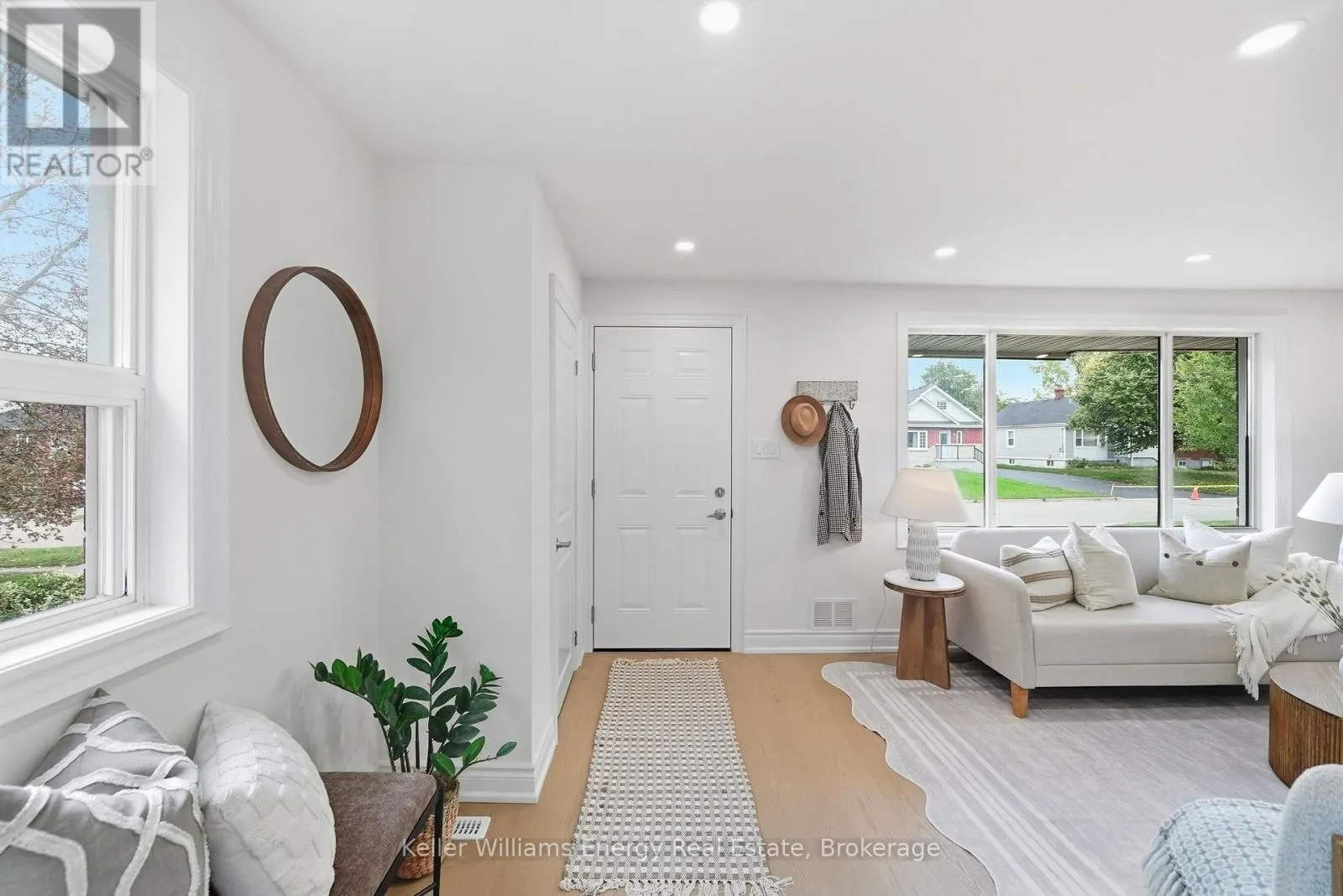 54 EASTLAWN STREET