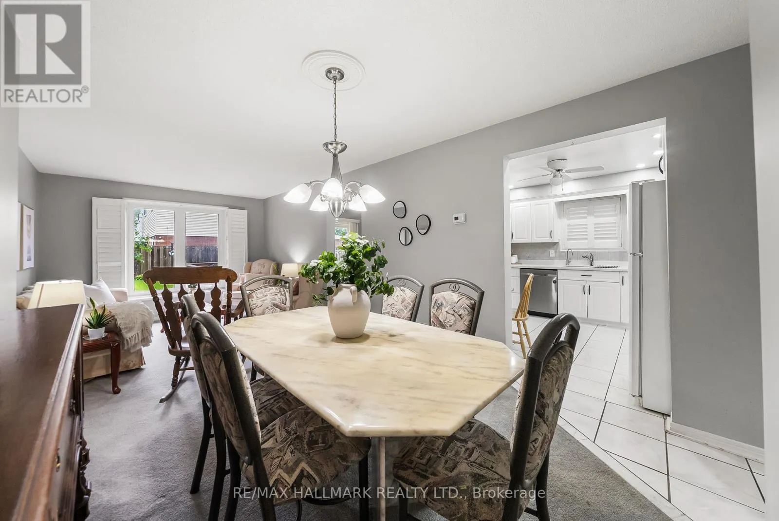1322 REDWOOD LANE