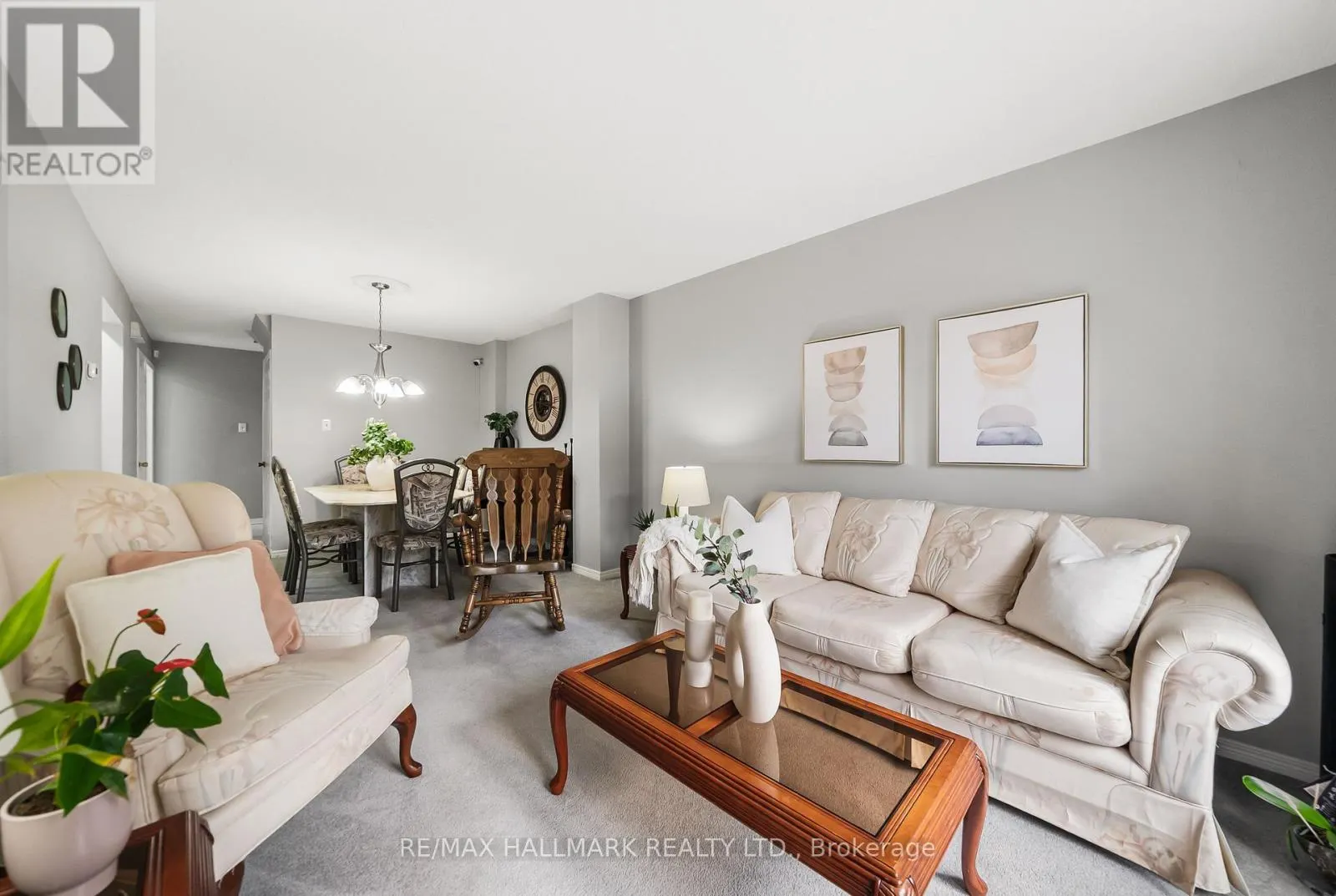 1322 REDWOOD LANE