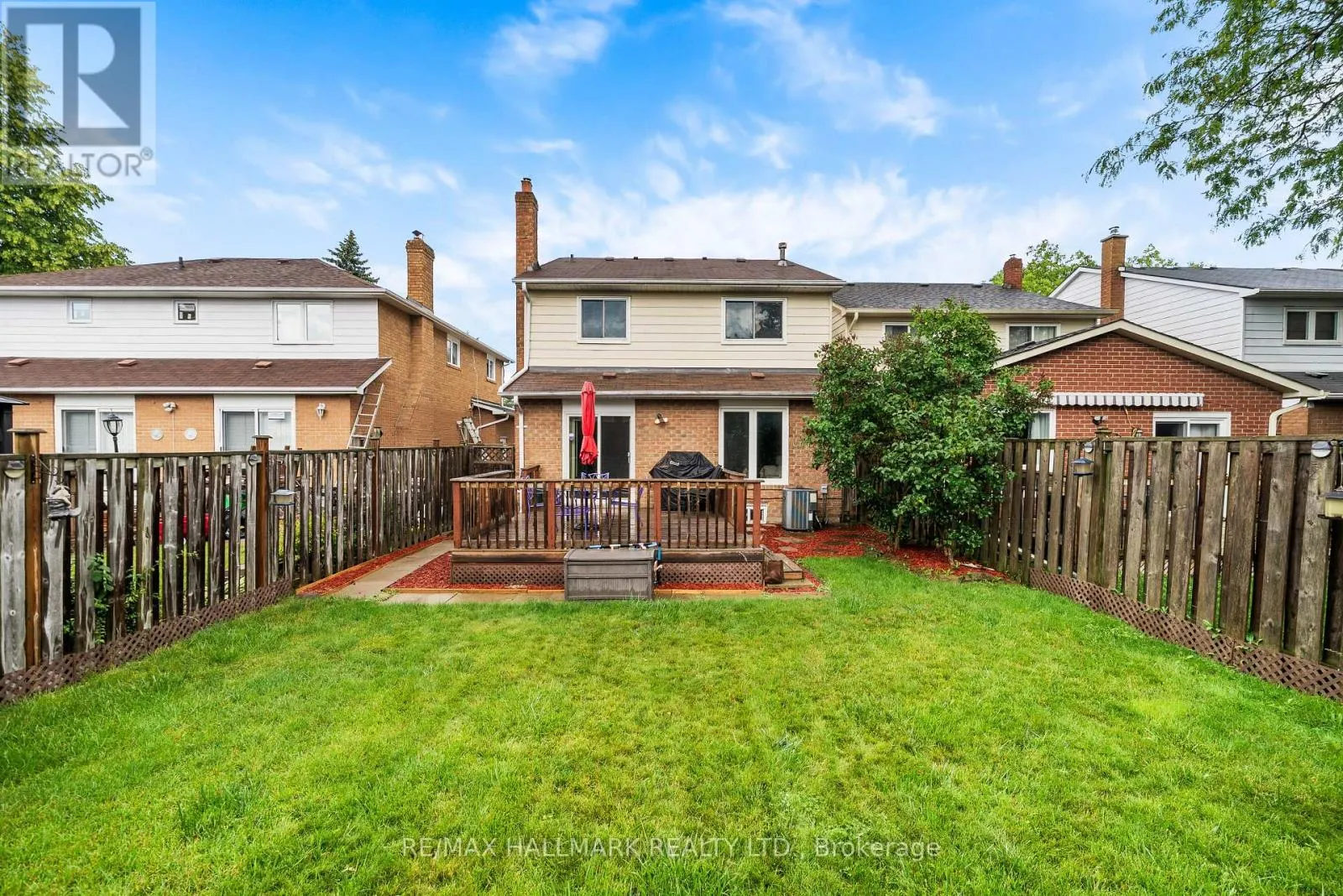 1322 REDWOOD LANE