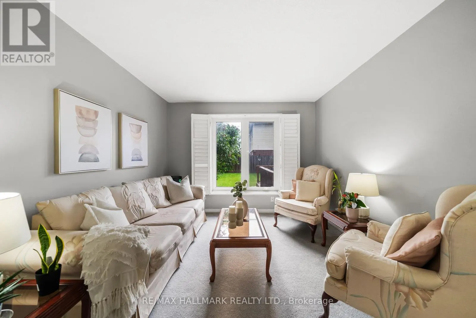 1322 REDWOOD LANE