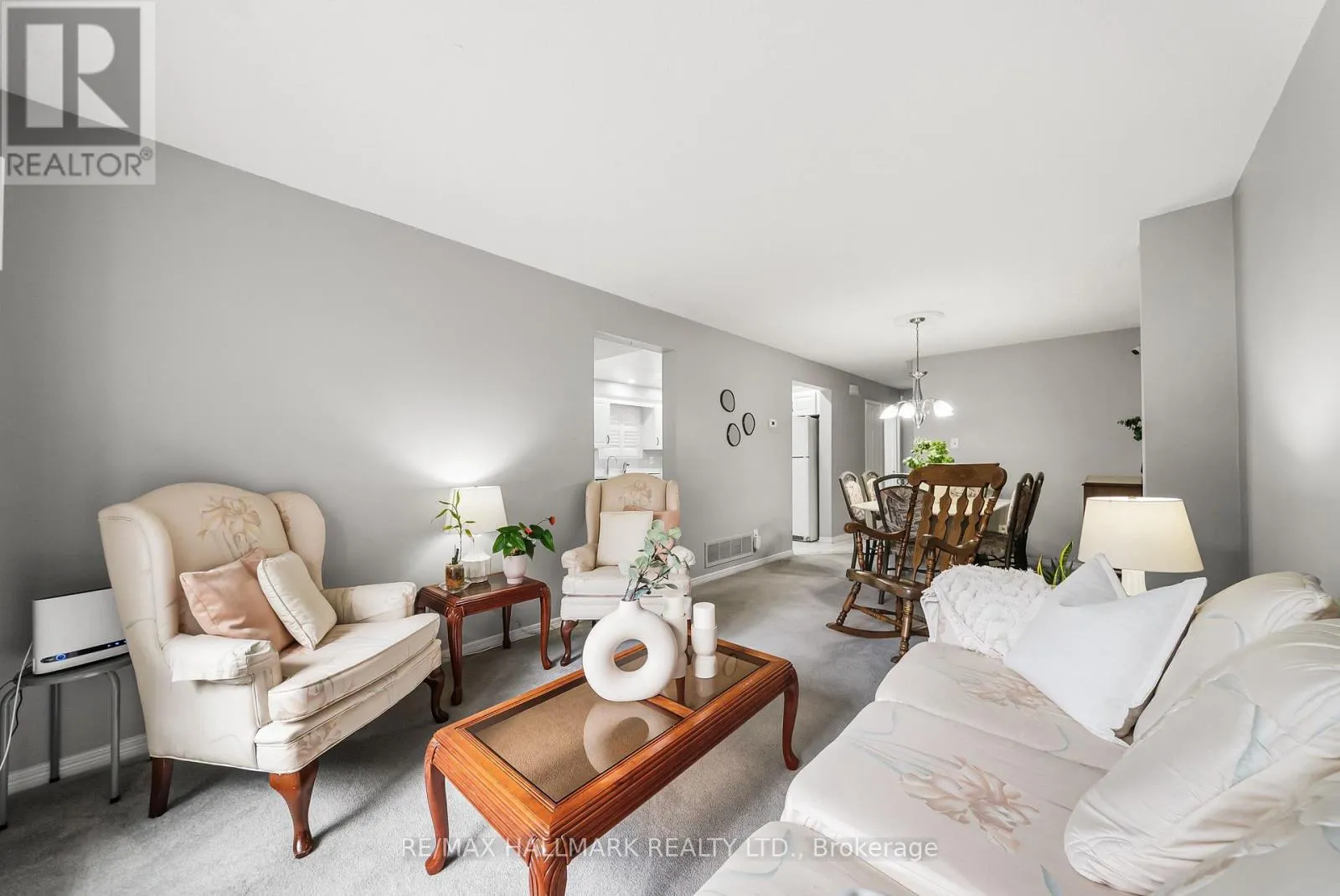 1322 REDWOOD LANE