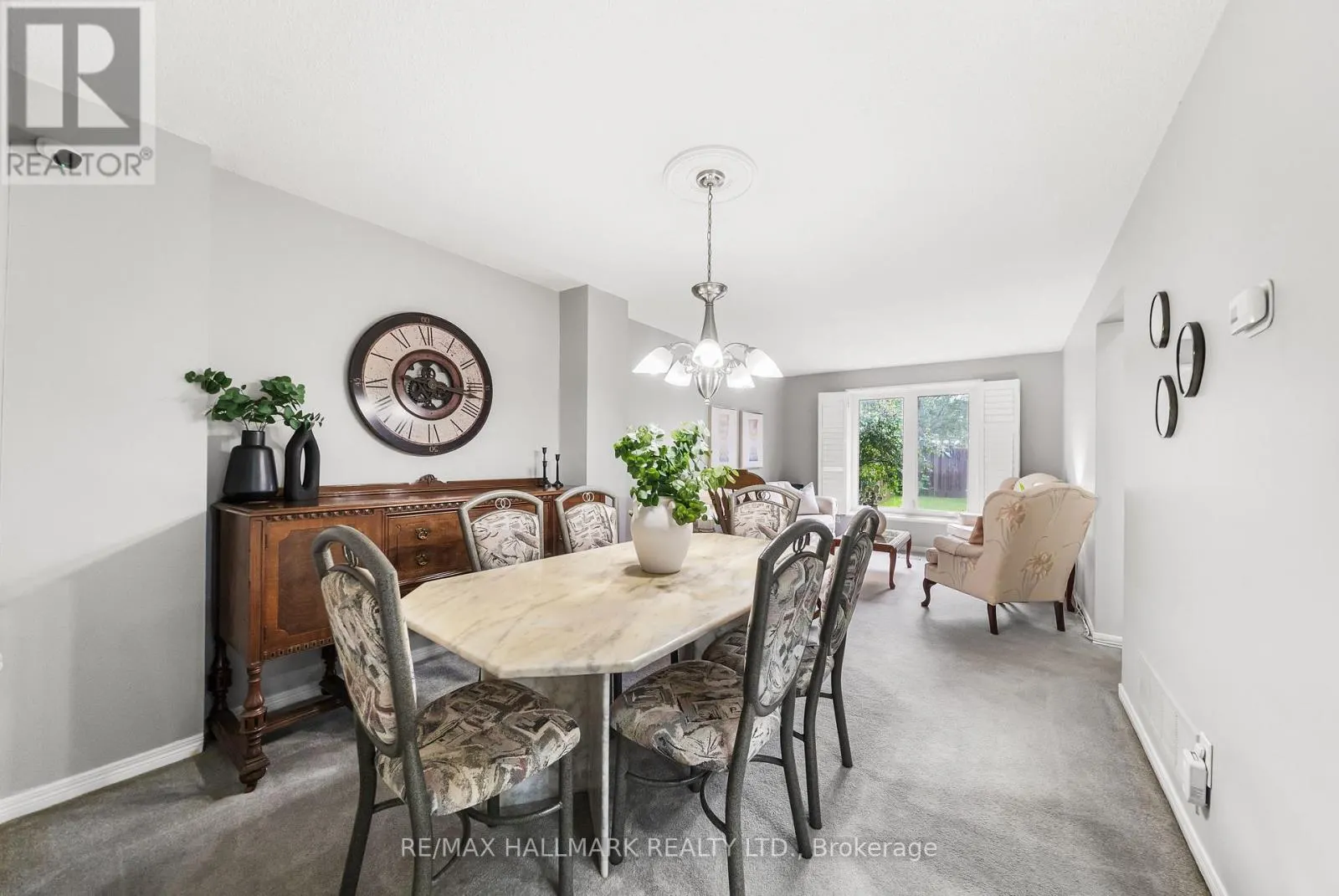 1322 REDWOOD LANE