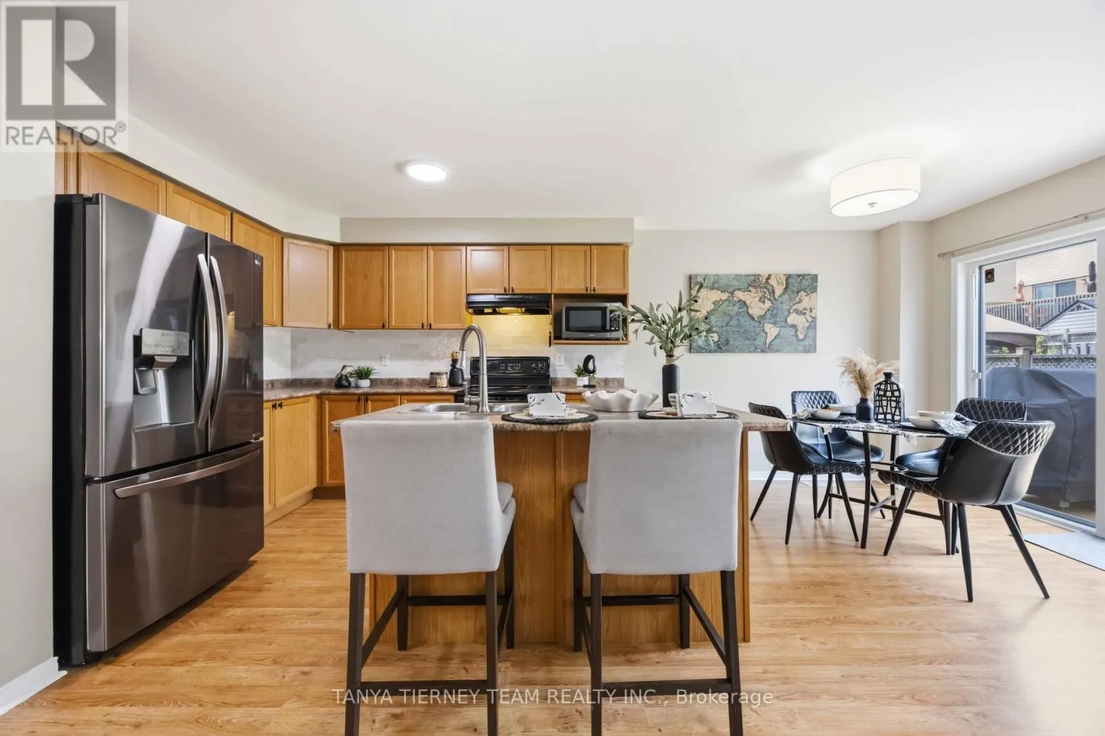 828 TAGGART CRESCENT