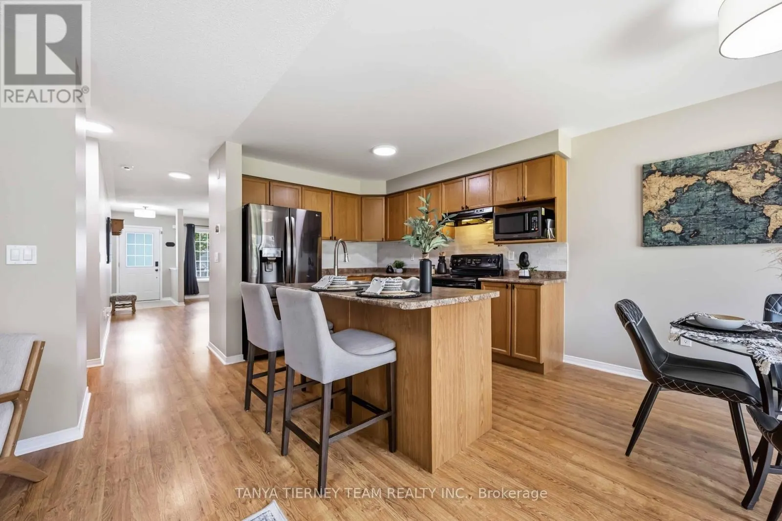 828 TAGGART CRESCENT