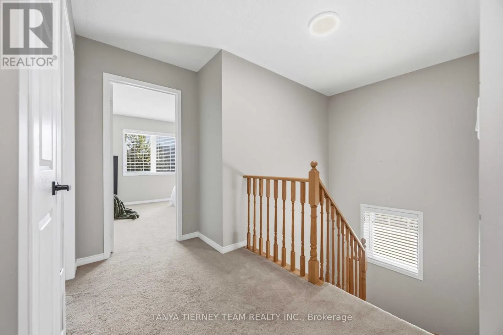 828 TAGGART CRESCENT