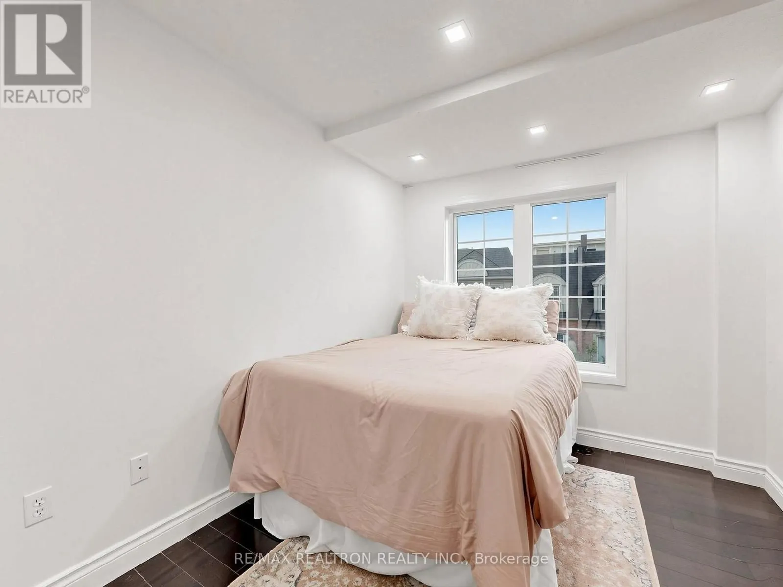 92 - 1250 ST. MARTINS DRIVE