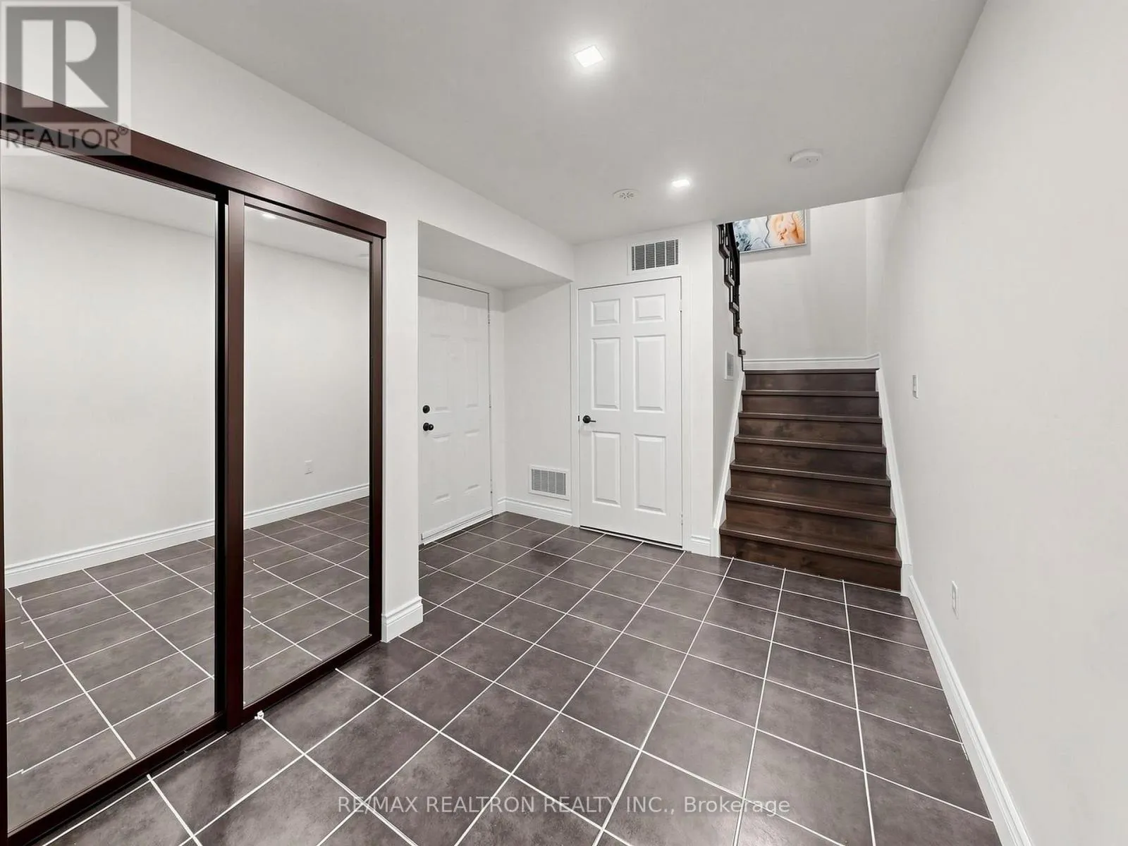 92 - 1250 ST. MARTINS DRIVE