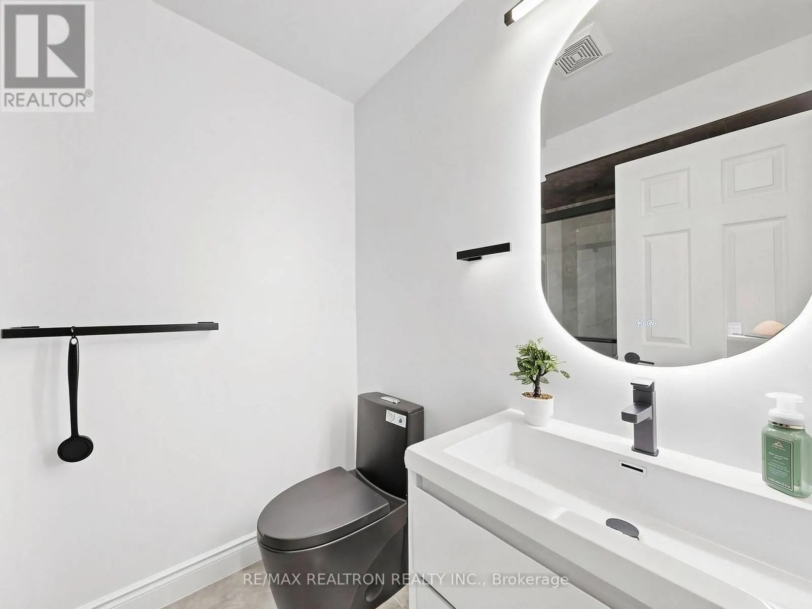 92 - 1250 ST. MARTINS DRIVE