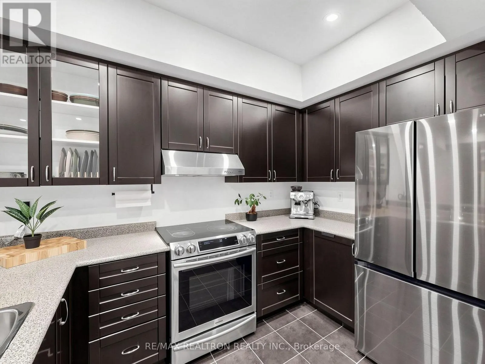 92 - 1250 ST. MARTINS DRIVE