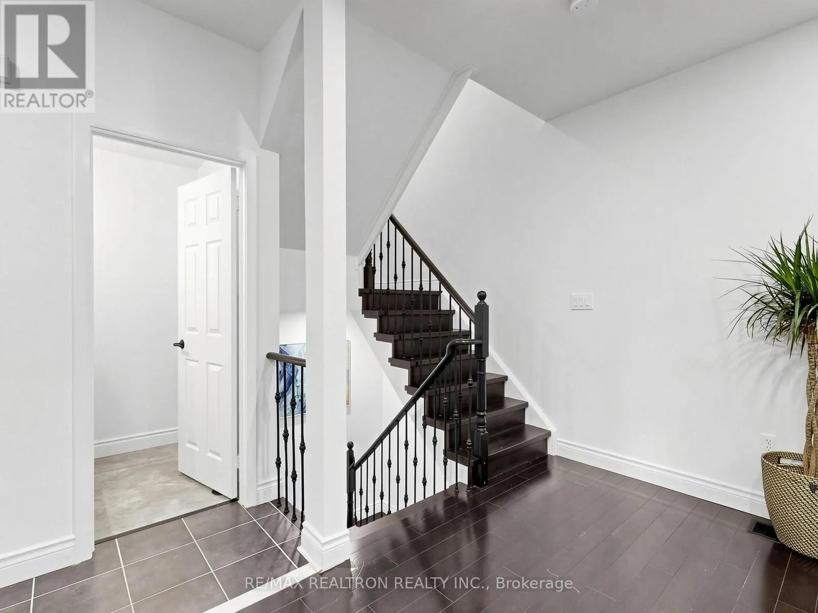 92 - 1250 ST. MARTINS DRIVE