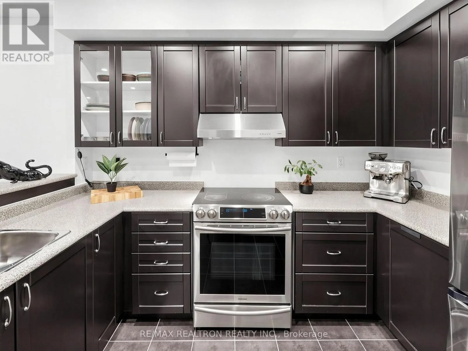 92 - 1250 ST. MARTINS DRIVE