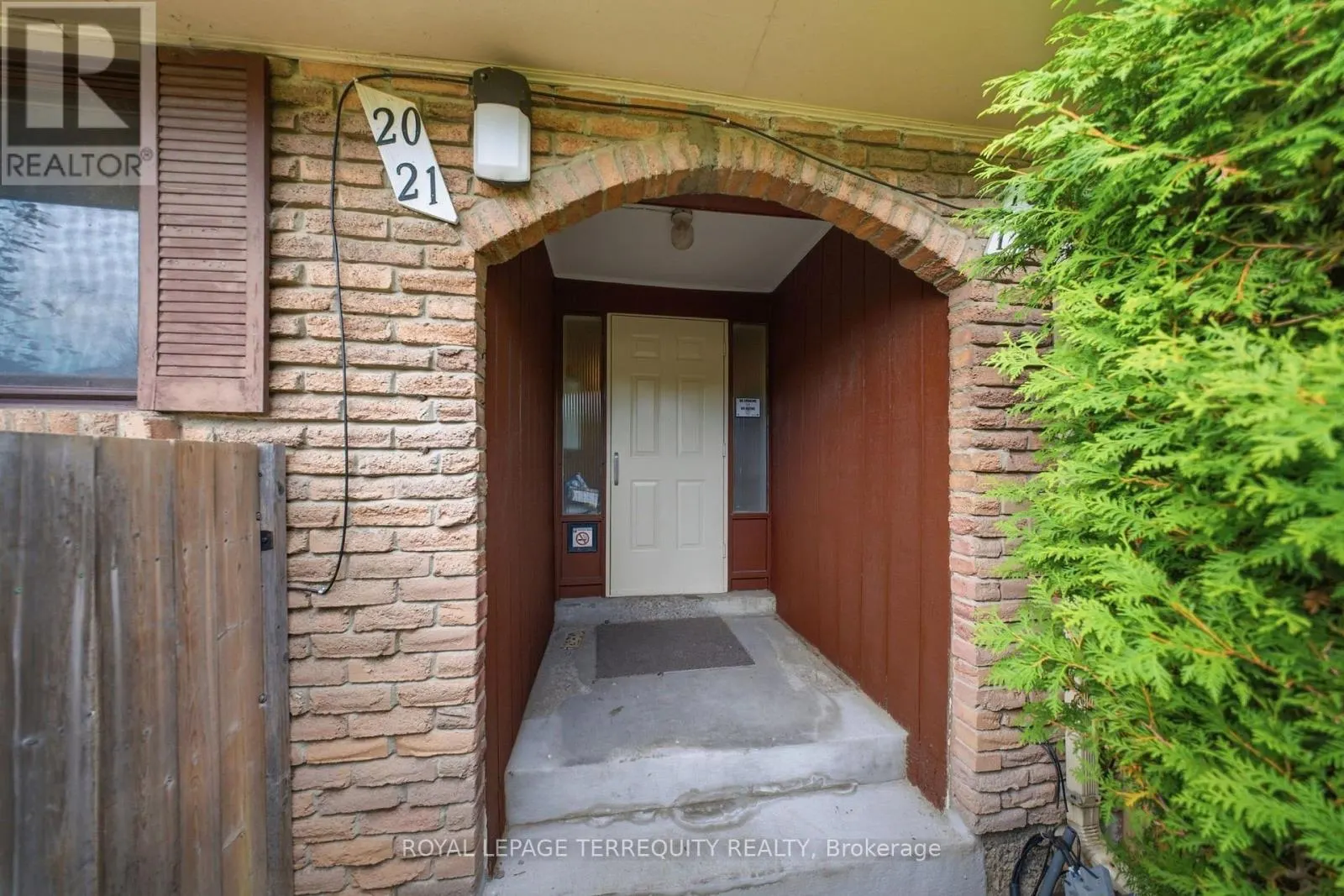 21 - 506 NORMANDY STREET