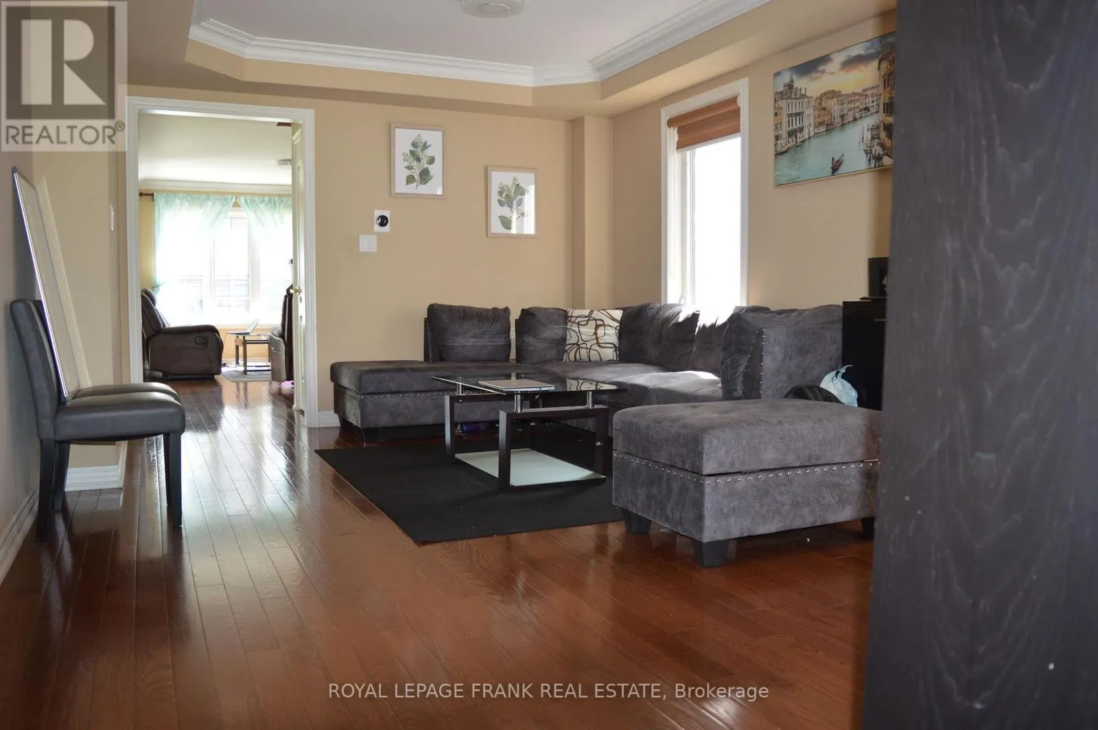 61 SUMMERSIDE AVENUE